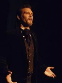 IGhost_005_Peter.jpg