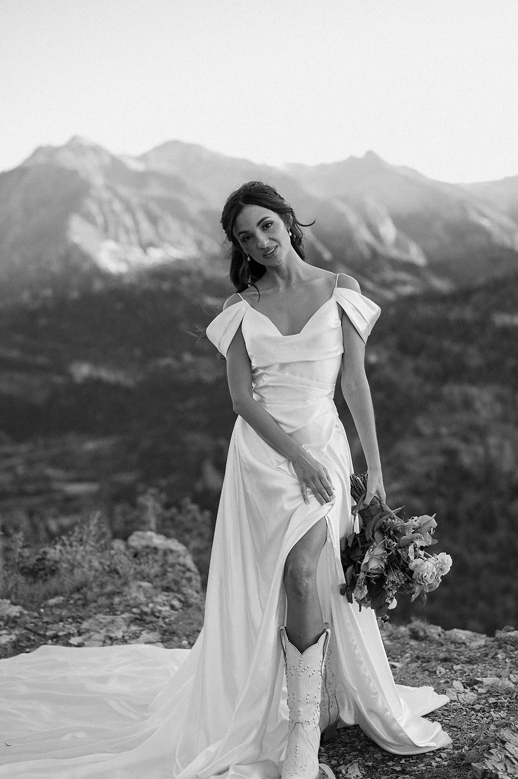 Rocky-Mountain-Bride-Editorial-Ouray-Ashley-Joyce-Photography-402_websize.jpg
