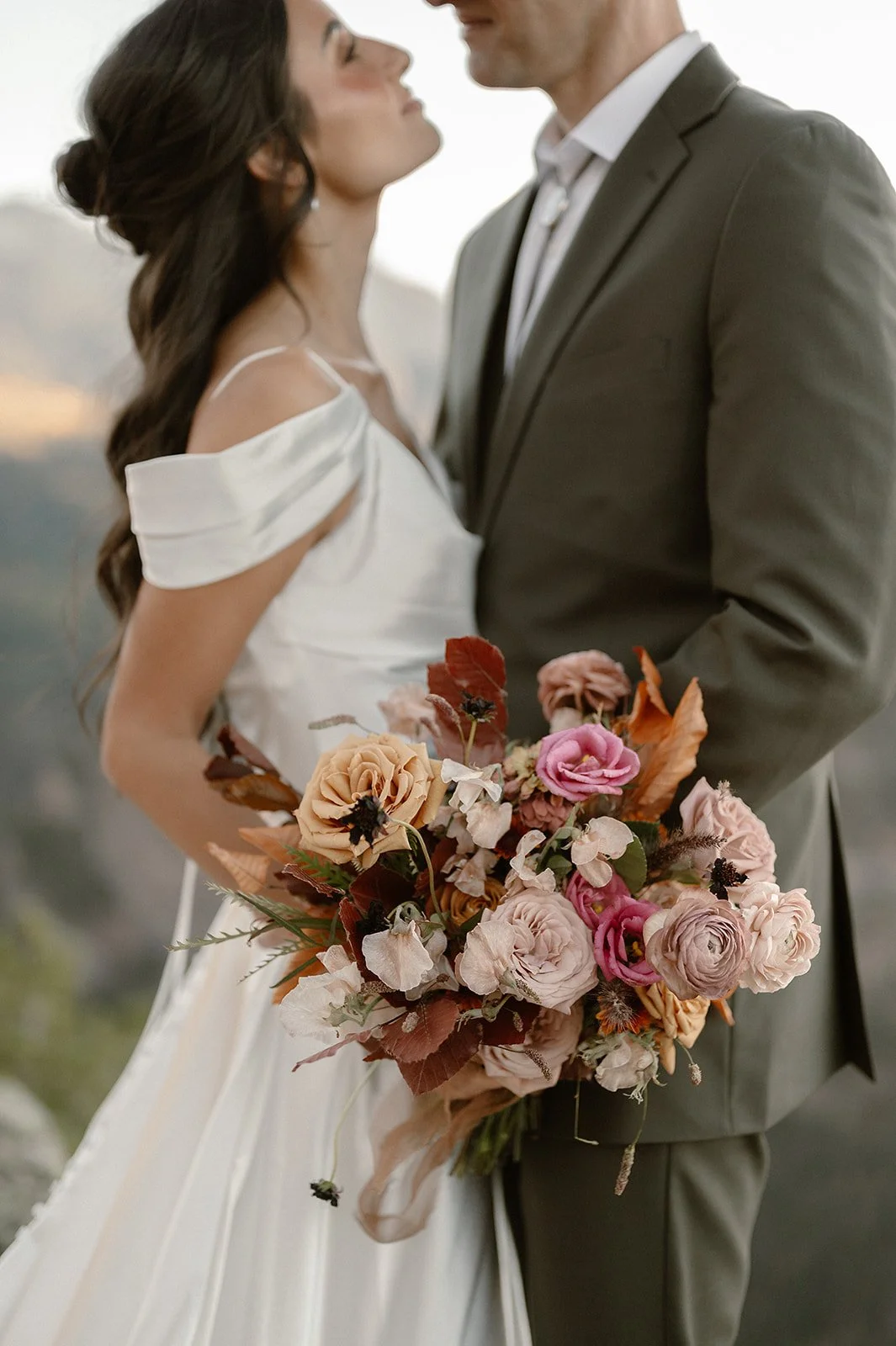 Rocky-Mountain-Bride-Editorial-Ouray-Ashley-Joyce-Photography-386_websize.jpg