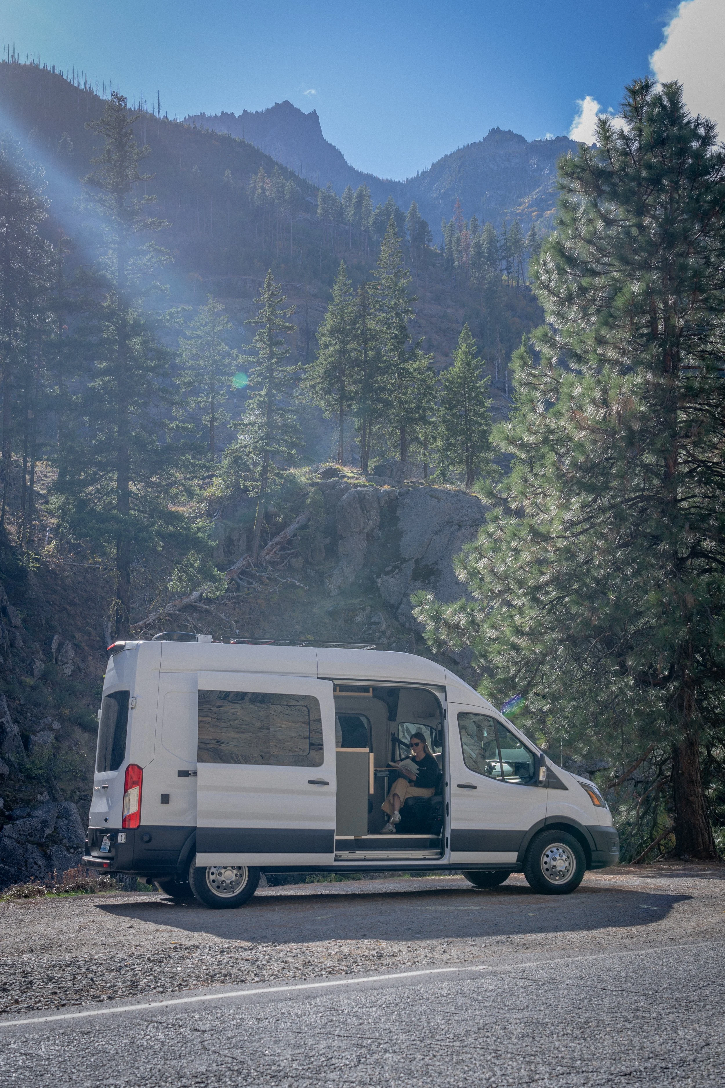 Transit_Fam_adv_Van-39.jpg