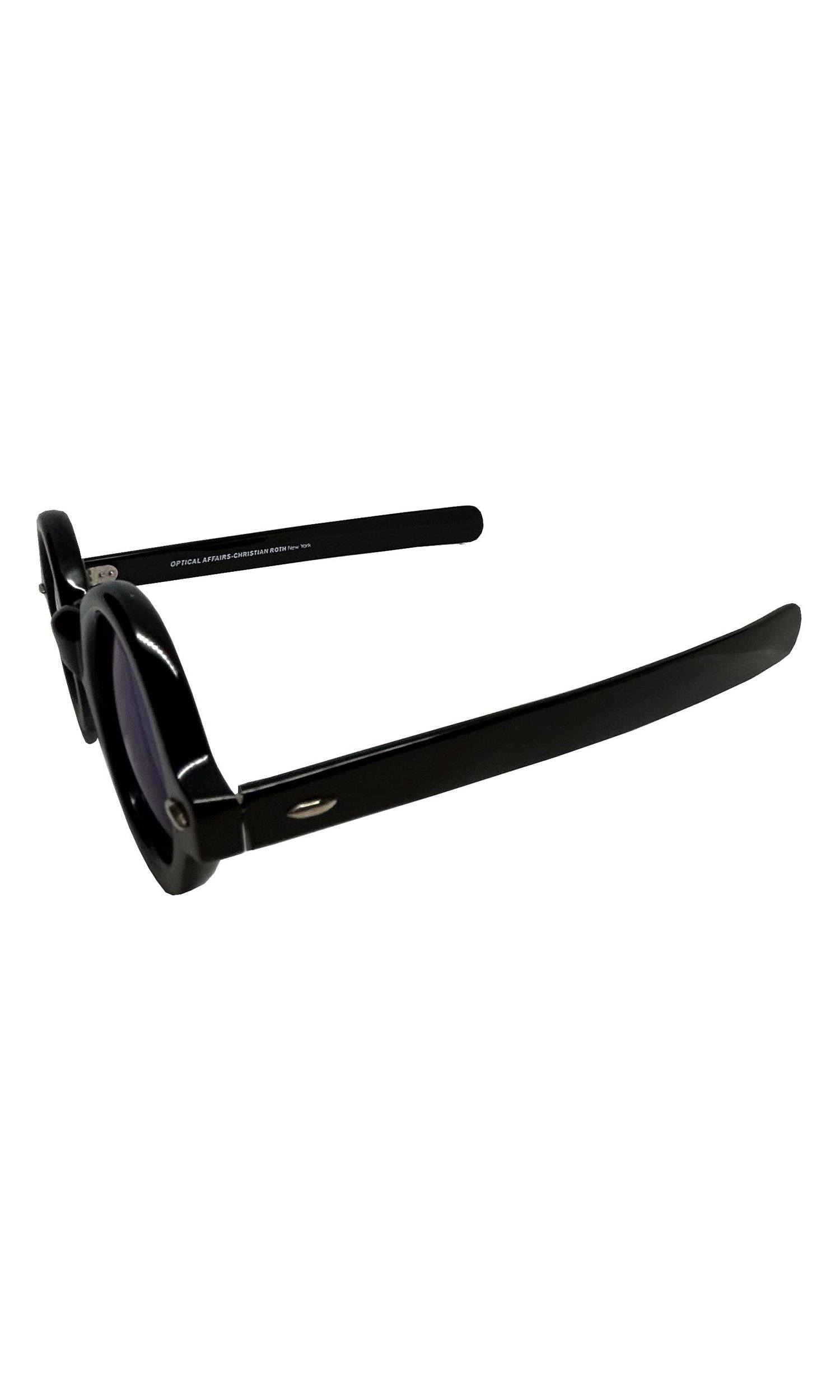 OPTICAL AFFAIRS ISAAC MIZRAHI 3_4 LEFT SHOP.jpg