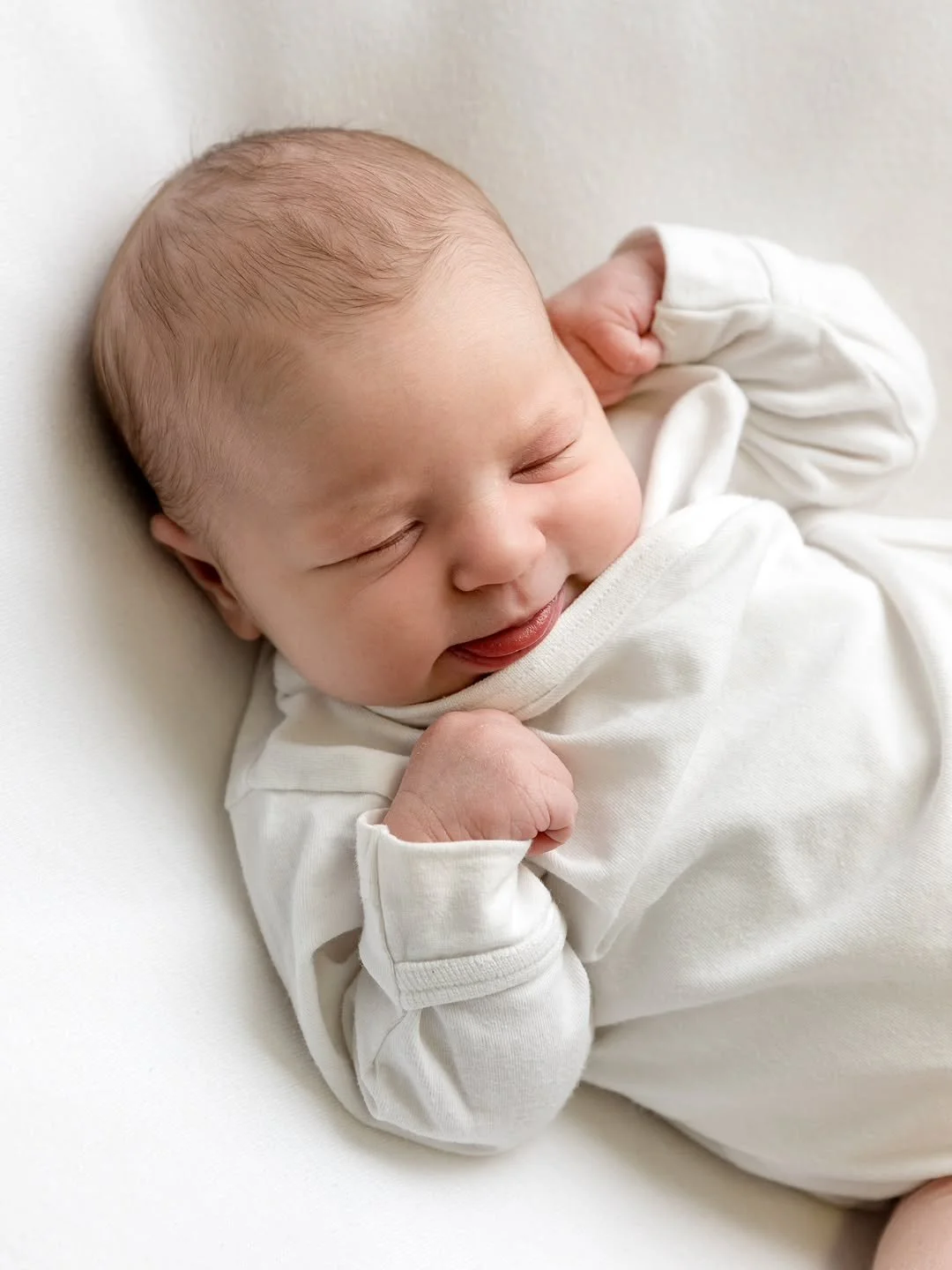 Teid&auml;n varaukset tiet&auml;&auml; mulle aivan upeaa alkuvuotta, p&auml;&auml;sen kuvaamaan pian ihania odotus-, vauva-, ja 1-vee kuvauksia 🤍

Entisen studiotilan jouduin j&auml;tt&auml;m&auml;&auml;n vuosi sitten, tila ei ollut mua kauheasti in