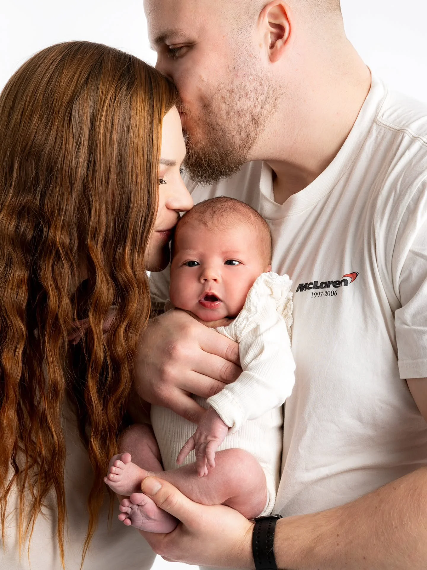 Ihania vauvoja odotellaan muutamaa syntyv&auml;ksi kev&auml;&auml;n aikana, jonka vuoksi kalenteriin on j&auml;tett&auml;v&auml; hieman hengitystilaa. Uusia odotuskuvauksia mahtuu taas huhtikuun loppupuolelle-toukokuulle ja vauvakuvauksia sitten alku