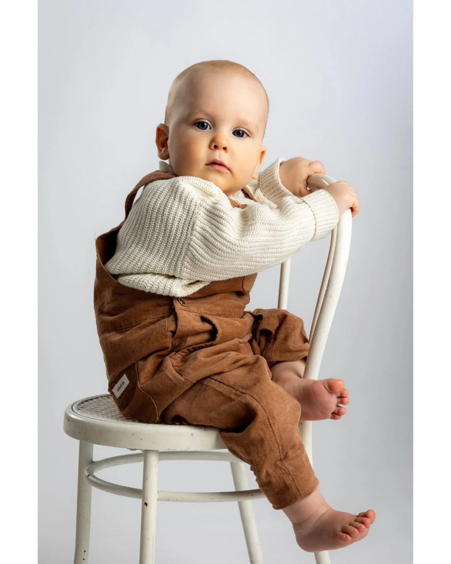 Voi miten ihania yksivuotiaita on k&auml;ynyt mua ilahduttamassa studiolla. 😍

Ja vitsi mik&auml; kev&auml;t meille on saapunut, ihanaa aurinkoista torstaita! 

#valokuvaus #yksivuotiskuvaus #yksivuotiskuvausoulu #oulu #valokuvaajaoulu