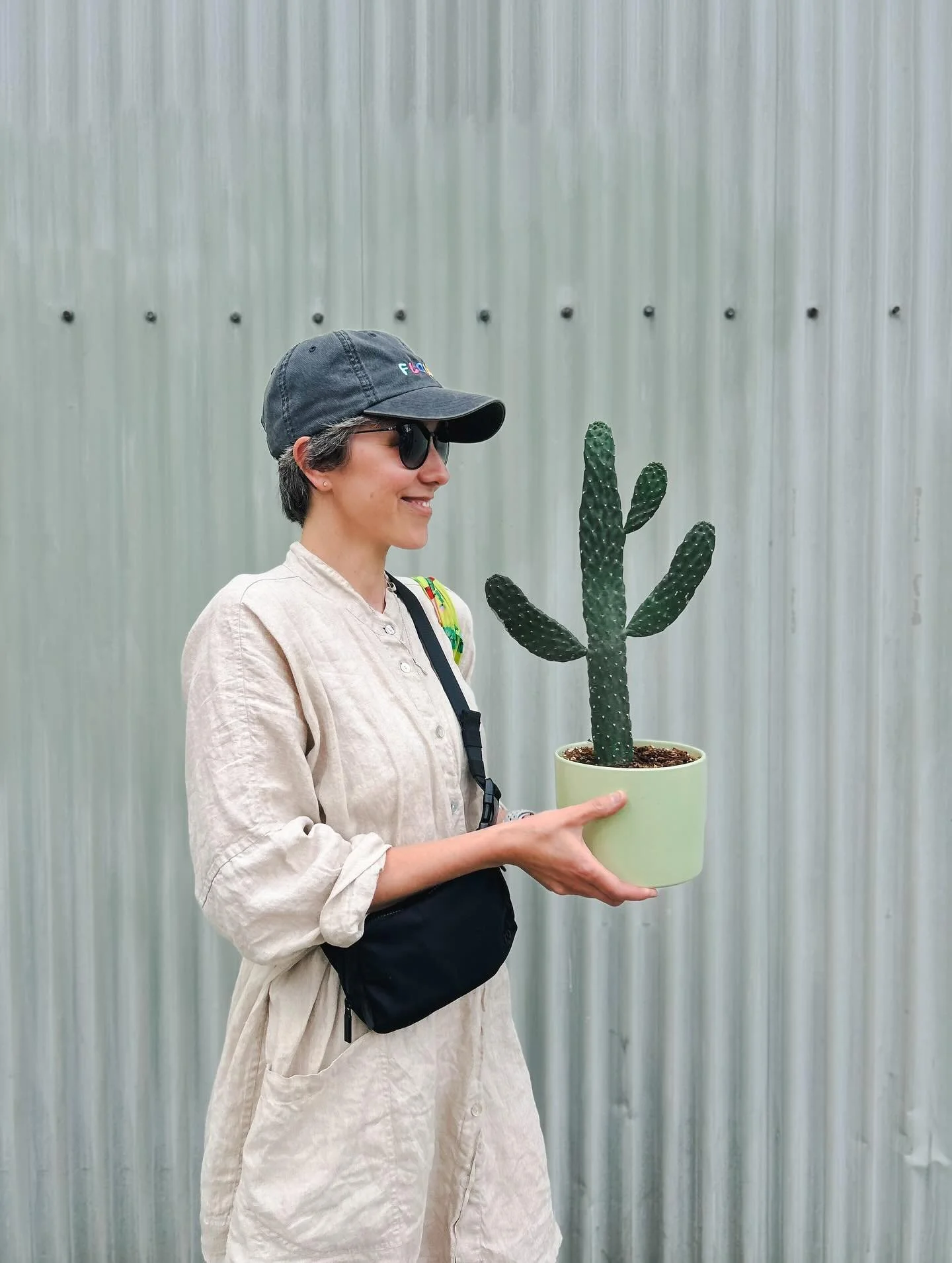 I fell in love with this cactus 🌵 and carried it home from Granville Island. It&rsquo;s the same one tattooed on @world_wide_webb arm (swipe to see), which adds even more pressure on me to keep it alive. 

Cactus tips? Like, things I can&rsquo;t Goo