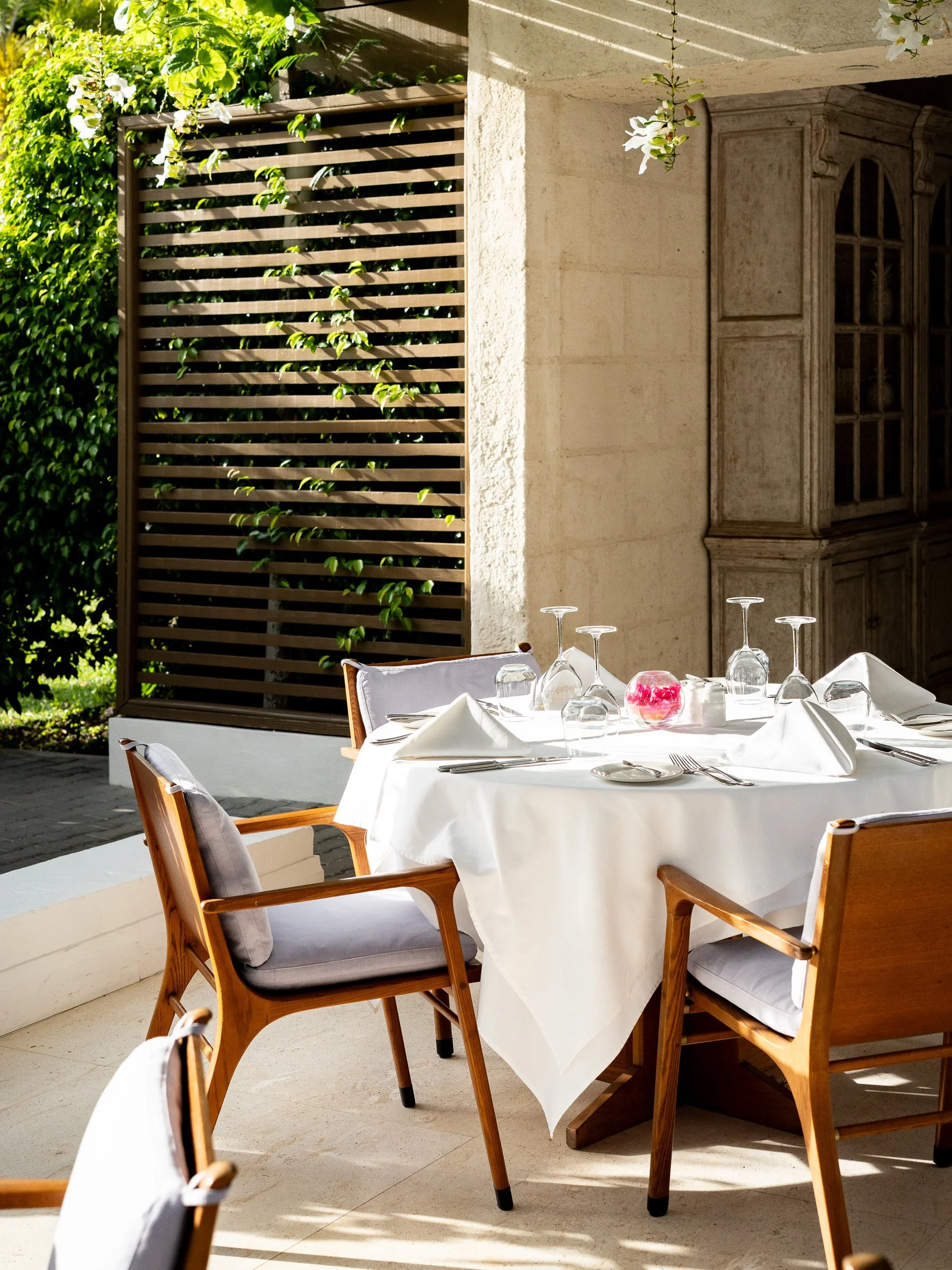 A tour of our Restaurants with Beth 