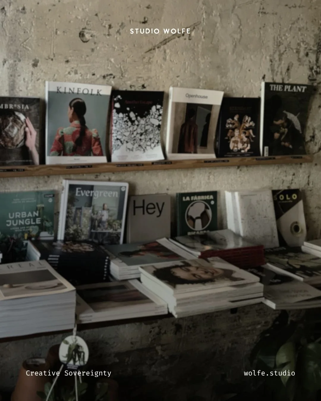 The Structural Role of a Creative Manifesto
