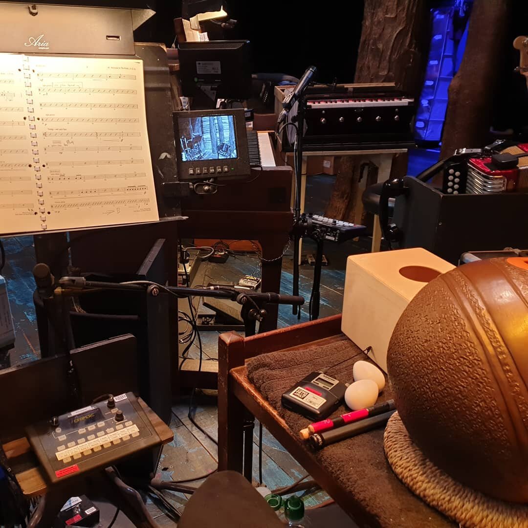 CFA..... #comefromaway #percussion #instadrummers #westend #westendshow #bestmusical #olivierwinners🏆🏆 #sheetmusic #screen #bodhranplayer #minicajon #shakers #djembe #ududrum #drumstagram #drummerboy #drummer #percussionist