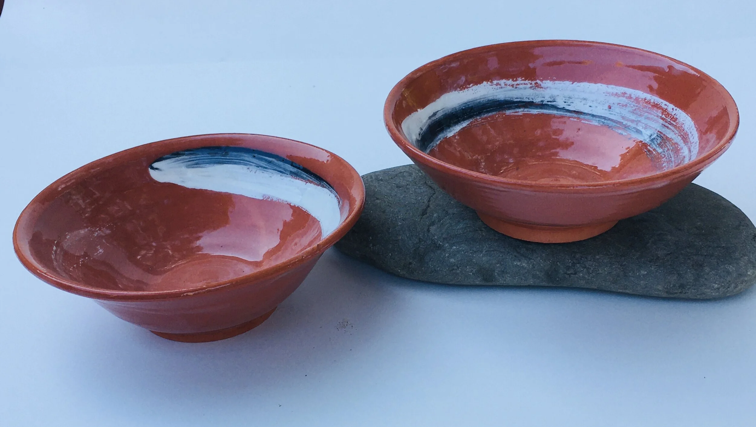 Swirl Bowl: Black & White