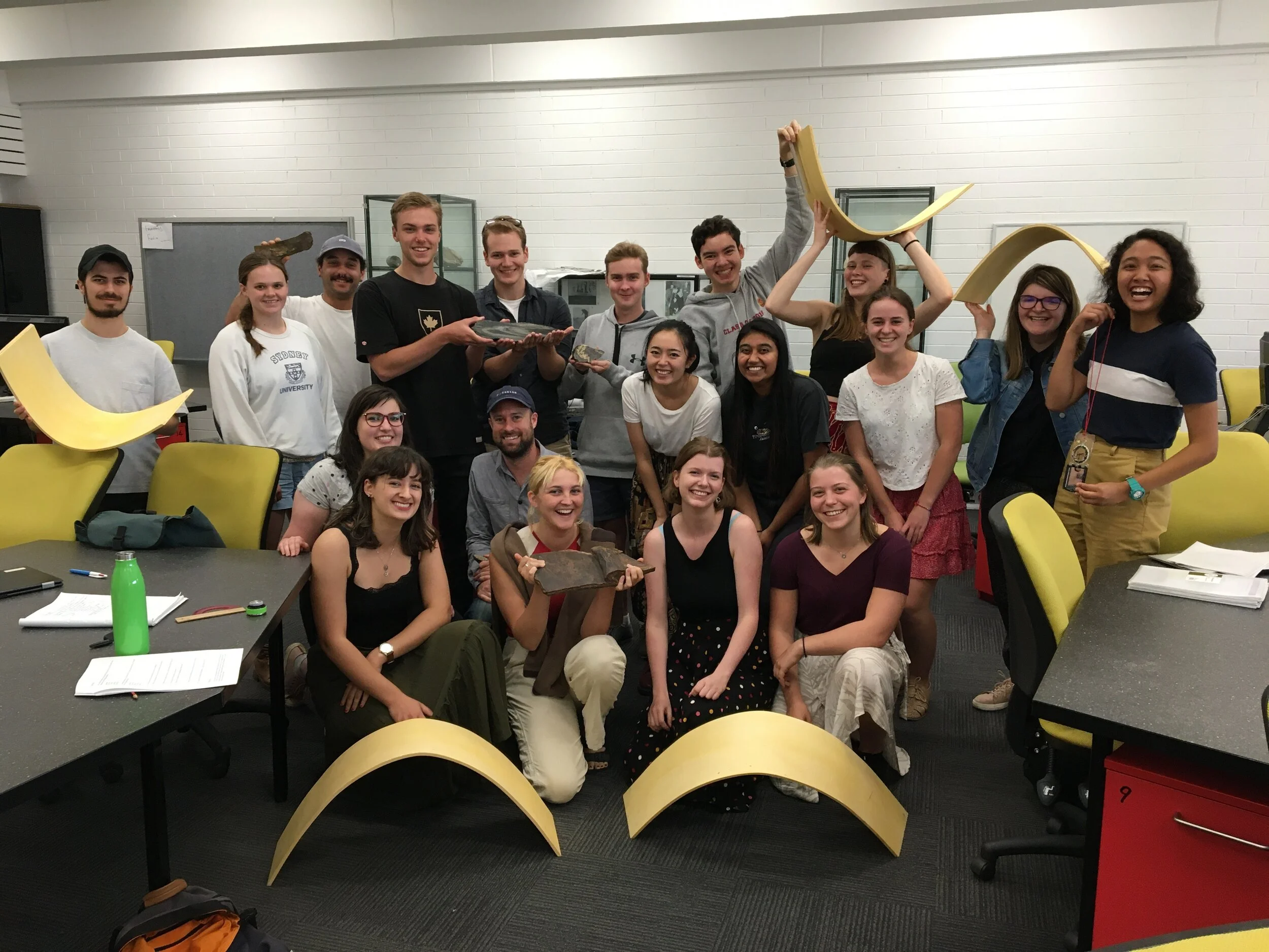 GEOL20002-groupphoto2020.JPG