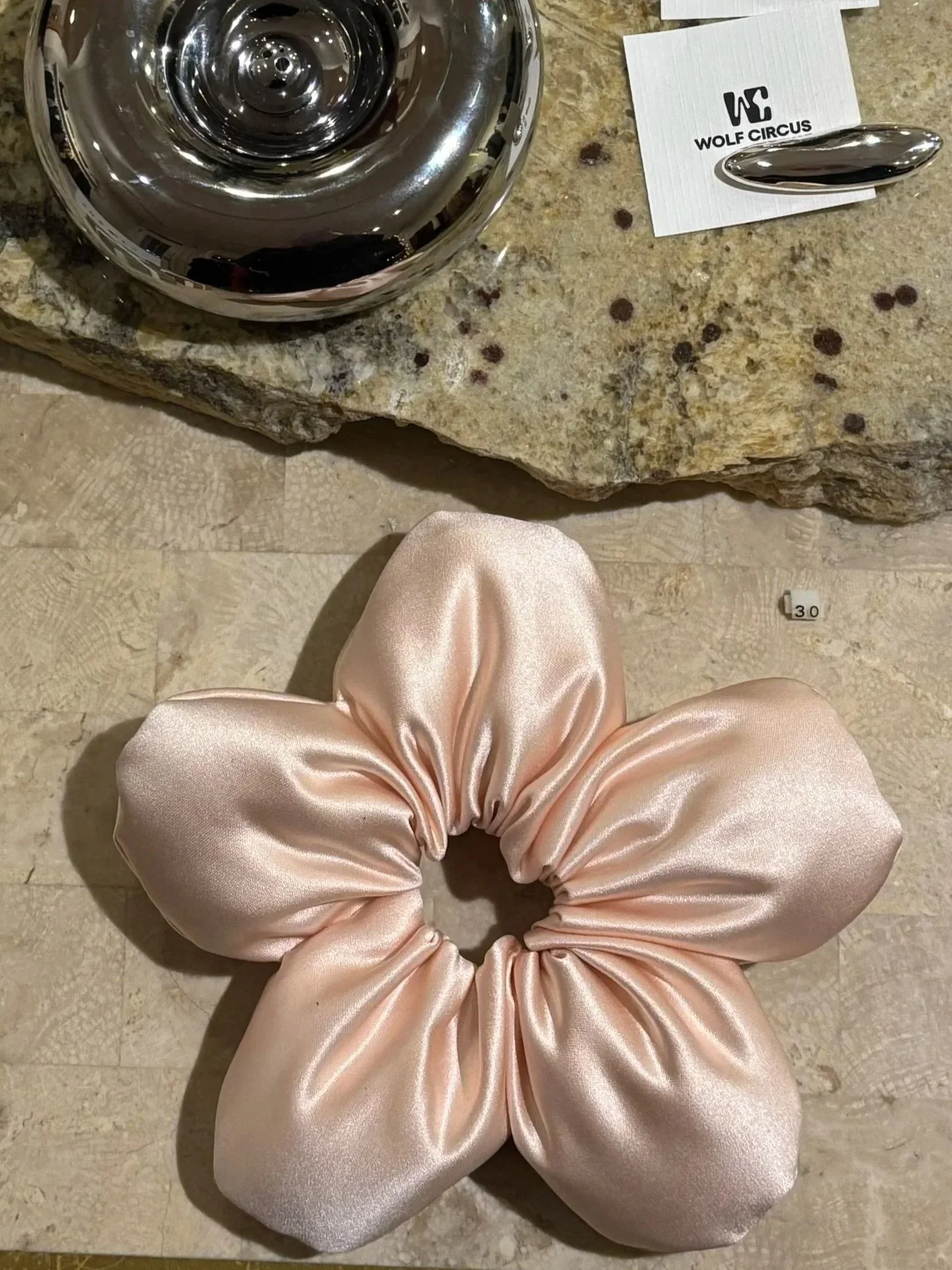Flower Scrunchie - Pale Rose