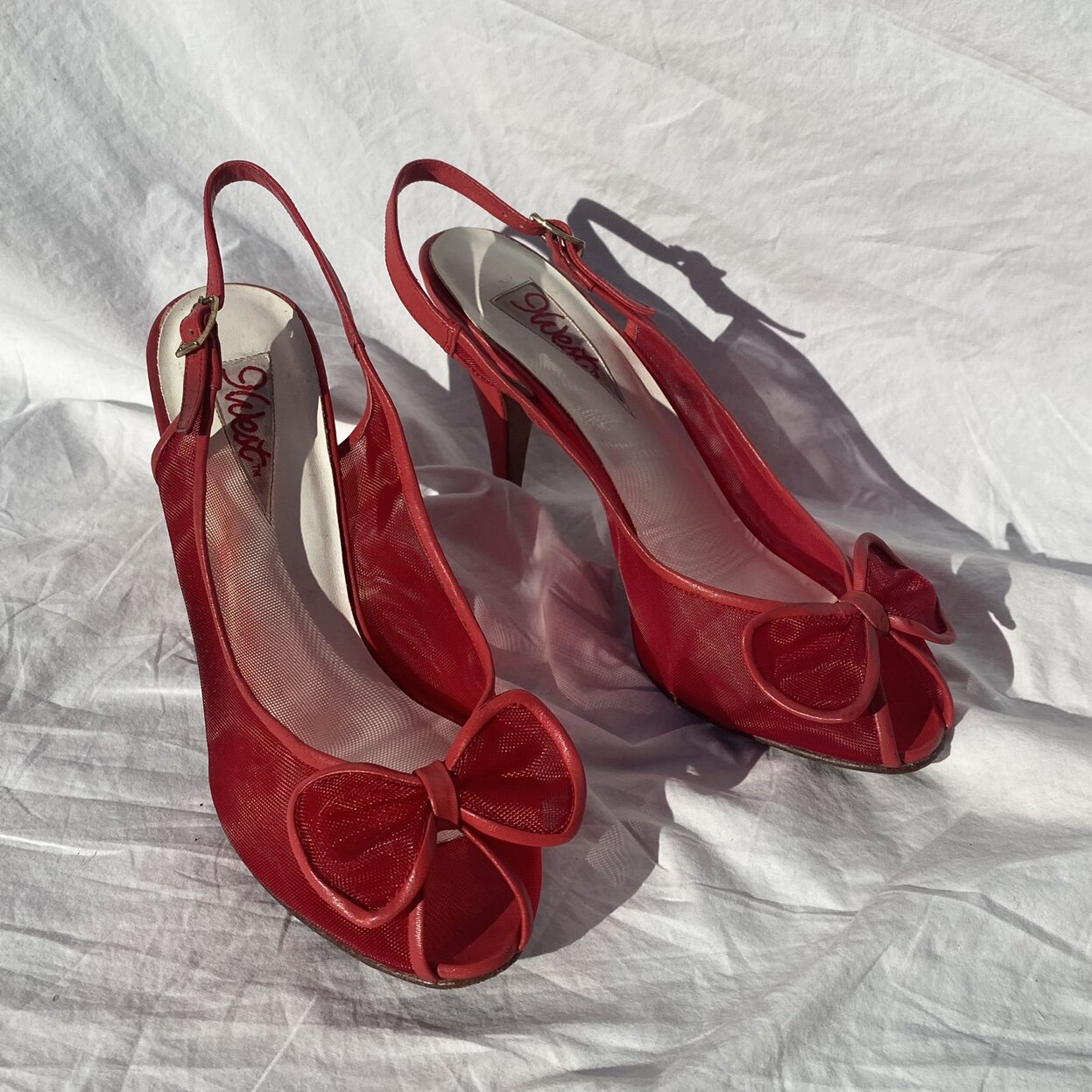 redheel1.jpeg