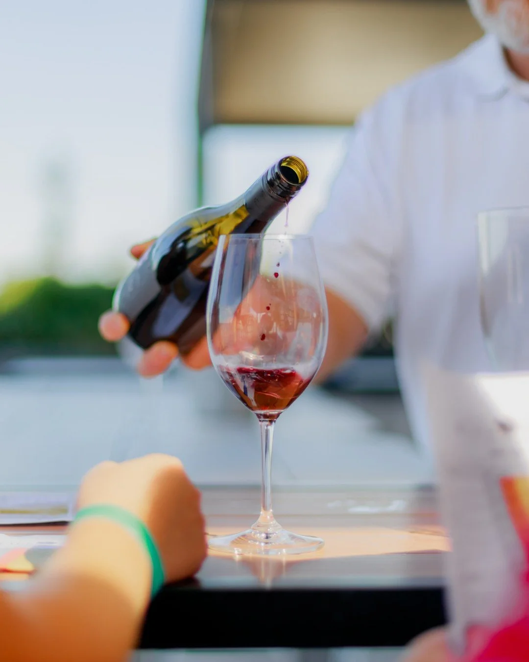 🌞 What&rsquo;s On at Sunny&rsquo;s Margate Beach 🌞

Here&rsquo;s what&rsquo;s happening on the rooftop this week &mdash; good food, live music and weekend vibes.

Wednesday 28 Jan - Steak Night &mdash; $24.90 steaks from 5pm
Thursday 29 Jan - Shrek