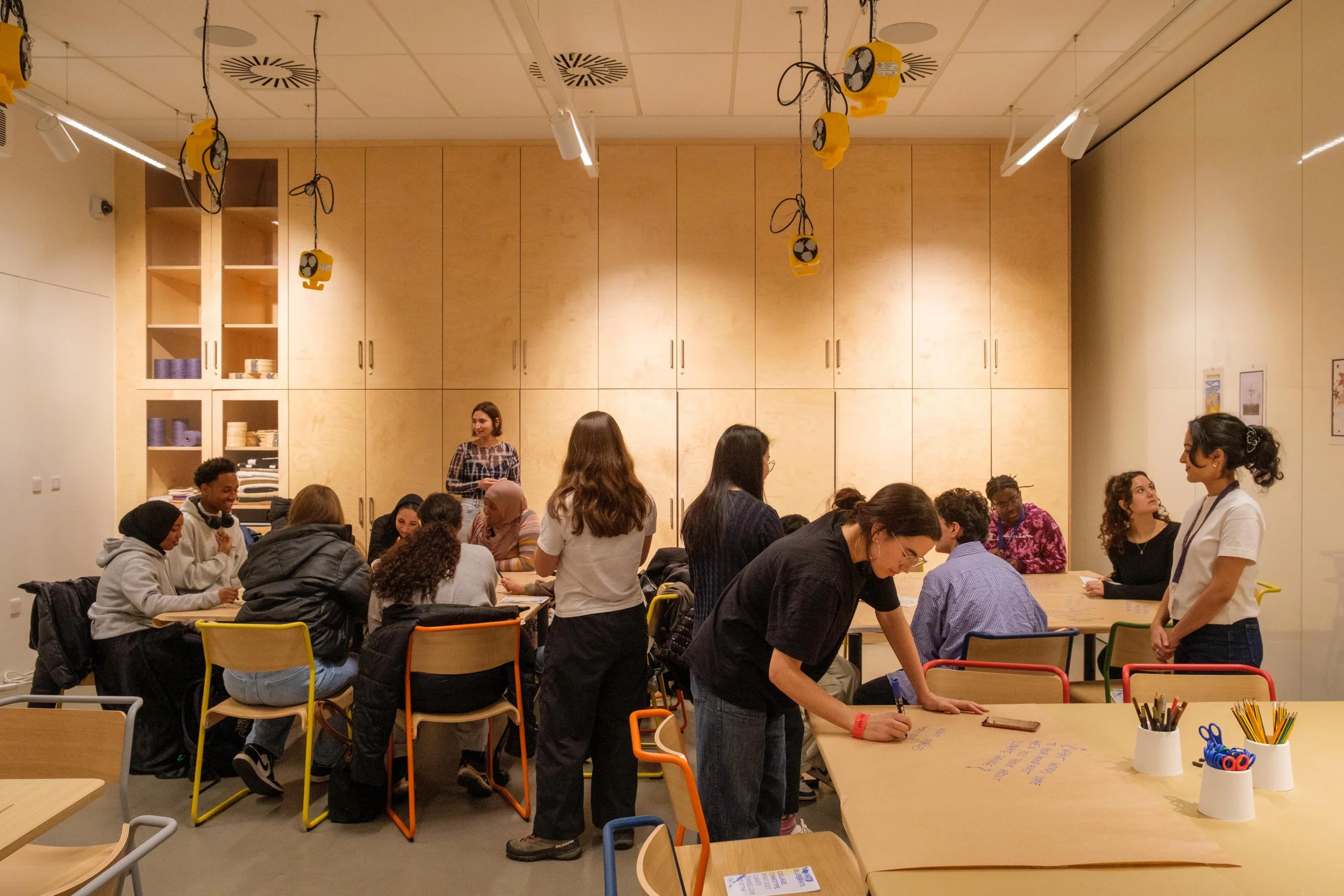 V&A East Workshop with Mo Langmuir
