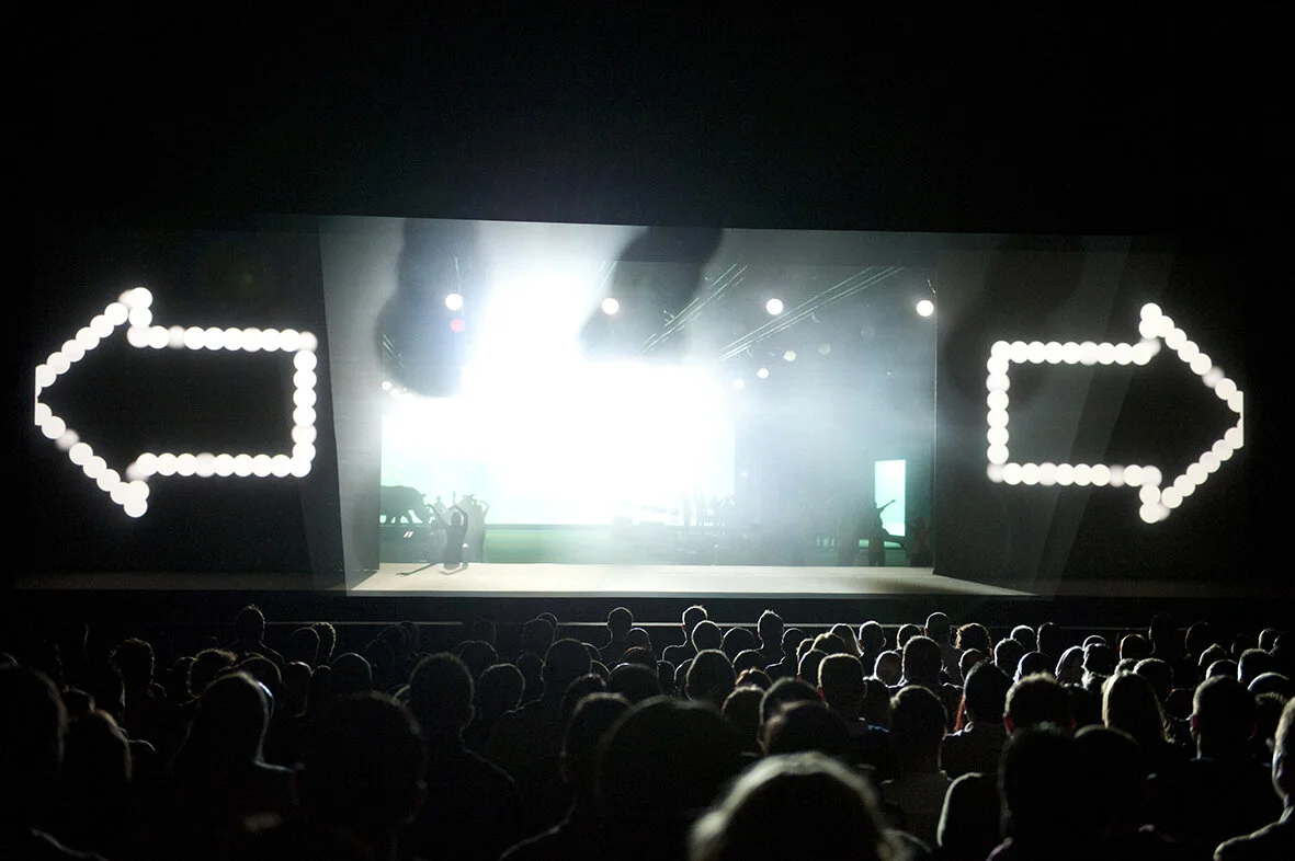 Suddenly the stage parts 