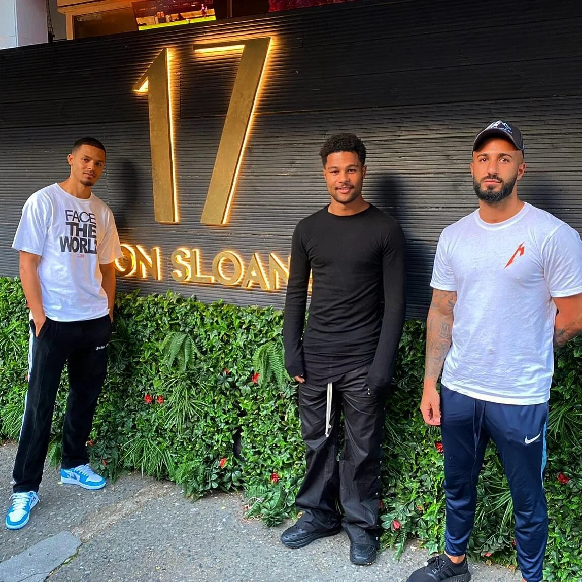 Whippin&rsquo;👨🏽&zwj;🍳⚽️ #topbins🎯 #seenat17 #knightsbridge #17onsloane #championsleague