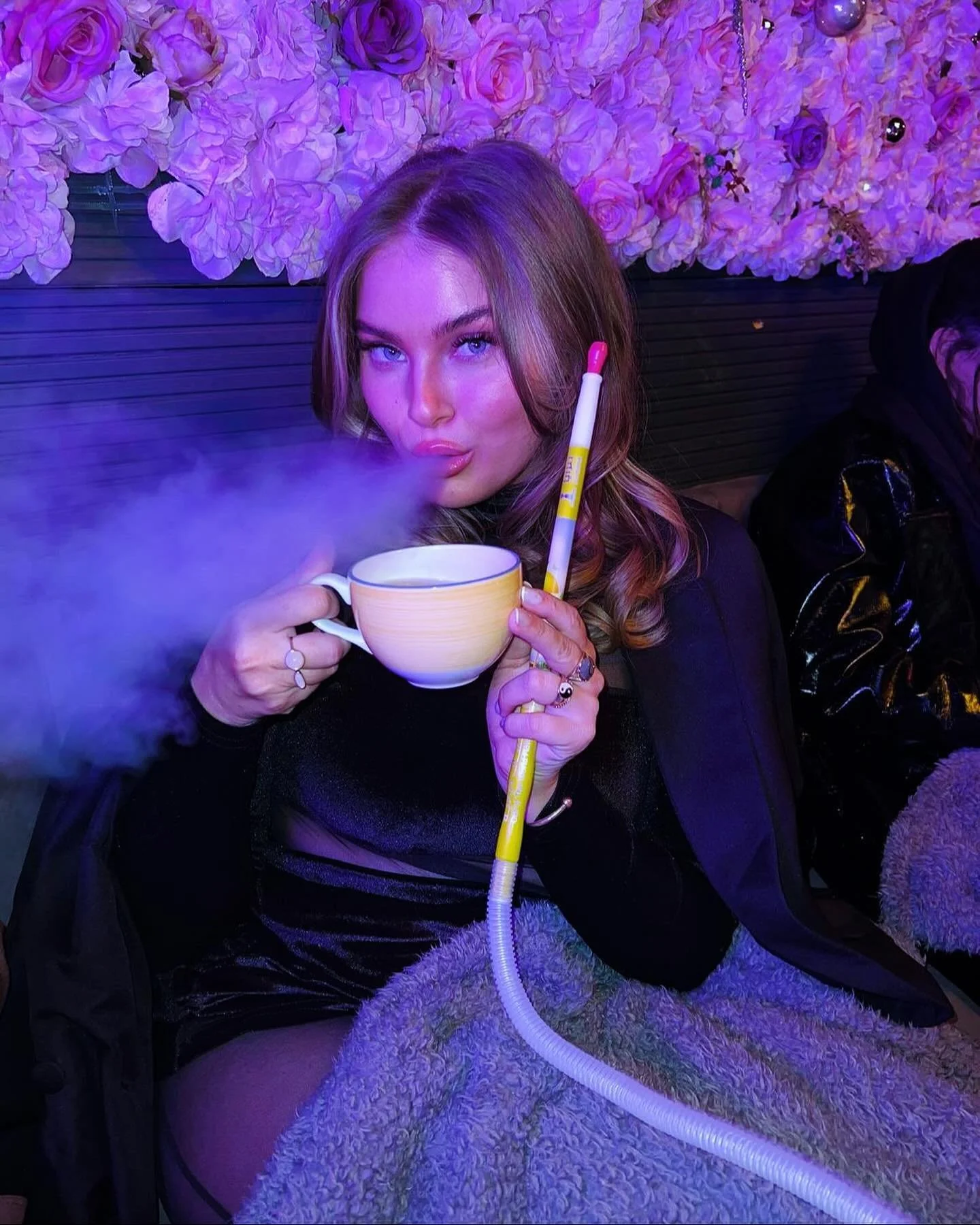 😮&zwj;💨 

&bull; 
&bull;
&bull;

#seenat17 #shisha #17onsloane #knightsbridge #17