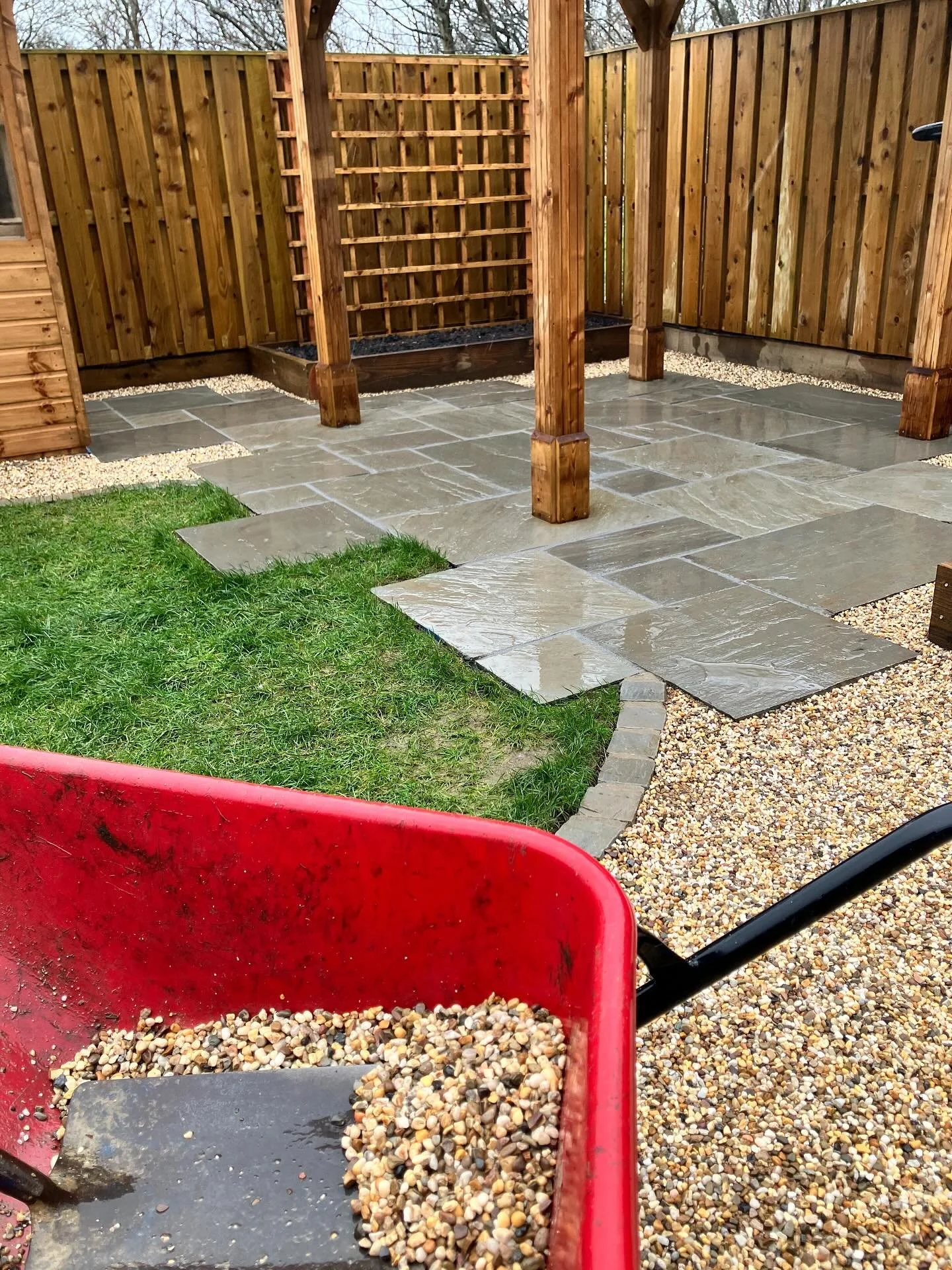 Hard landscaping finishing touches on a rainy Friday&hellip; planting next 🌿