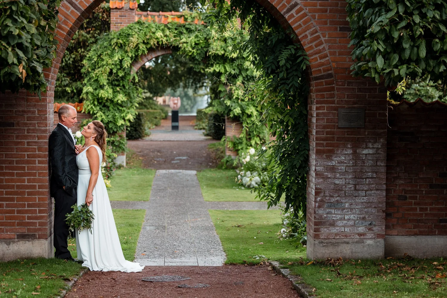 Höstbröllop 2022 — varma toner