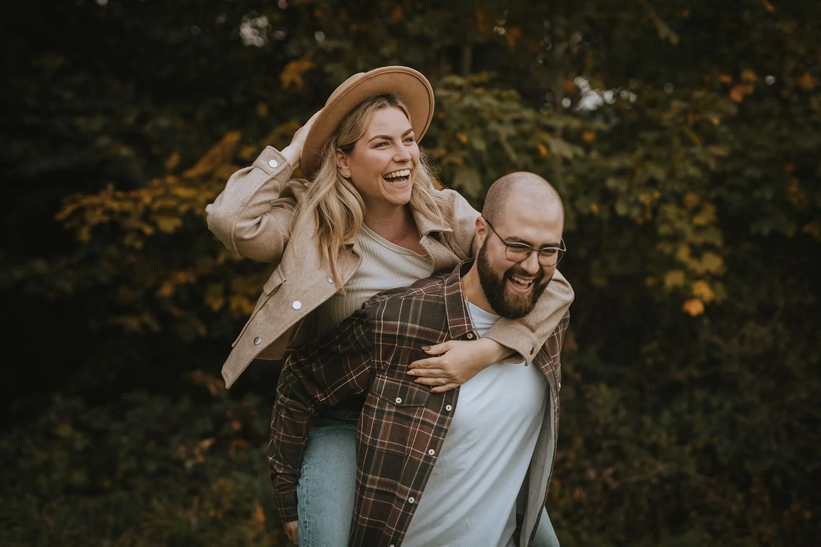 Herbstliches Verlobungsshooting