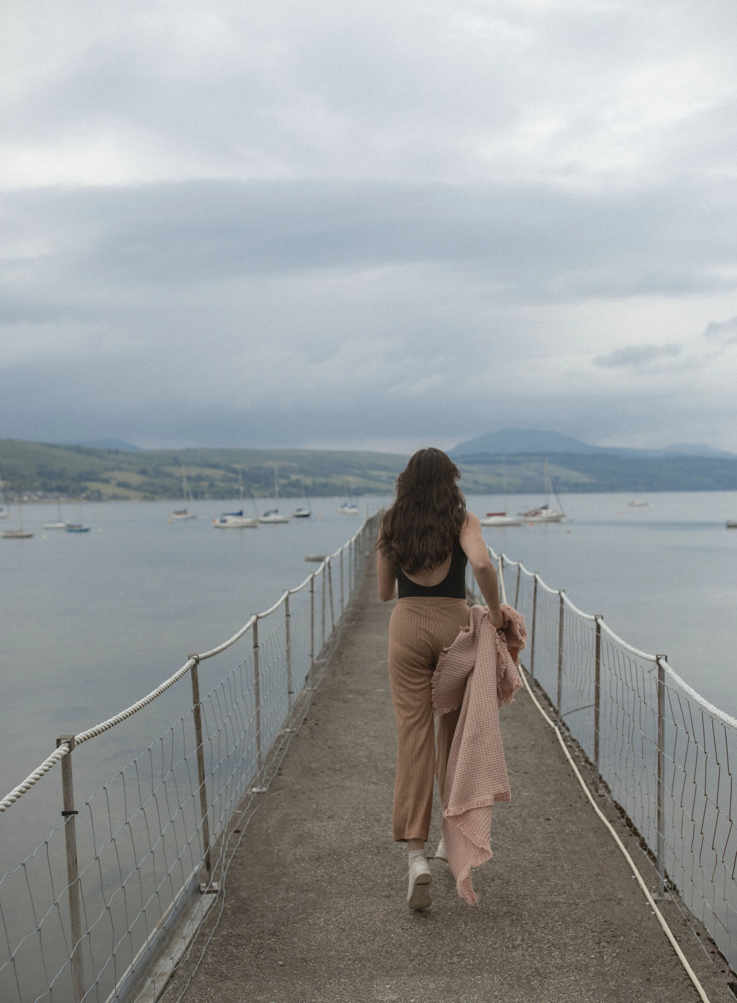 EVENING SWIMS &amp; ISLAND HOPPING WITH MIDNATT