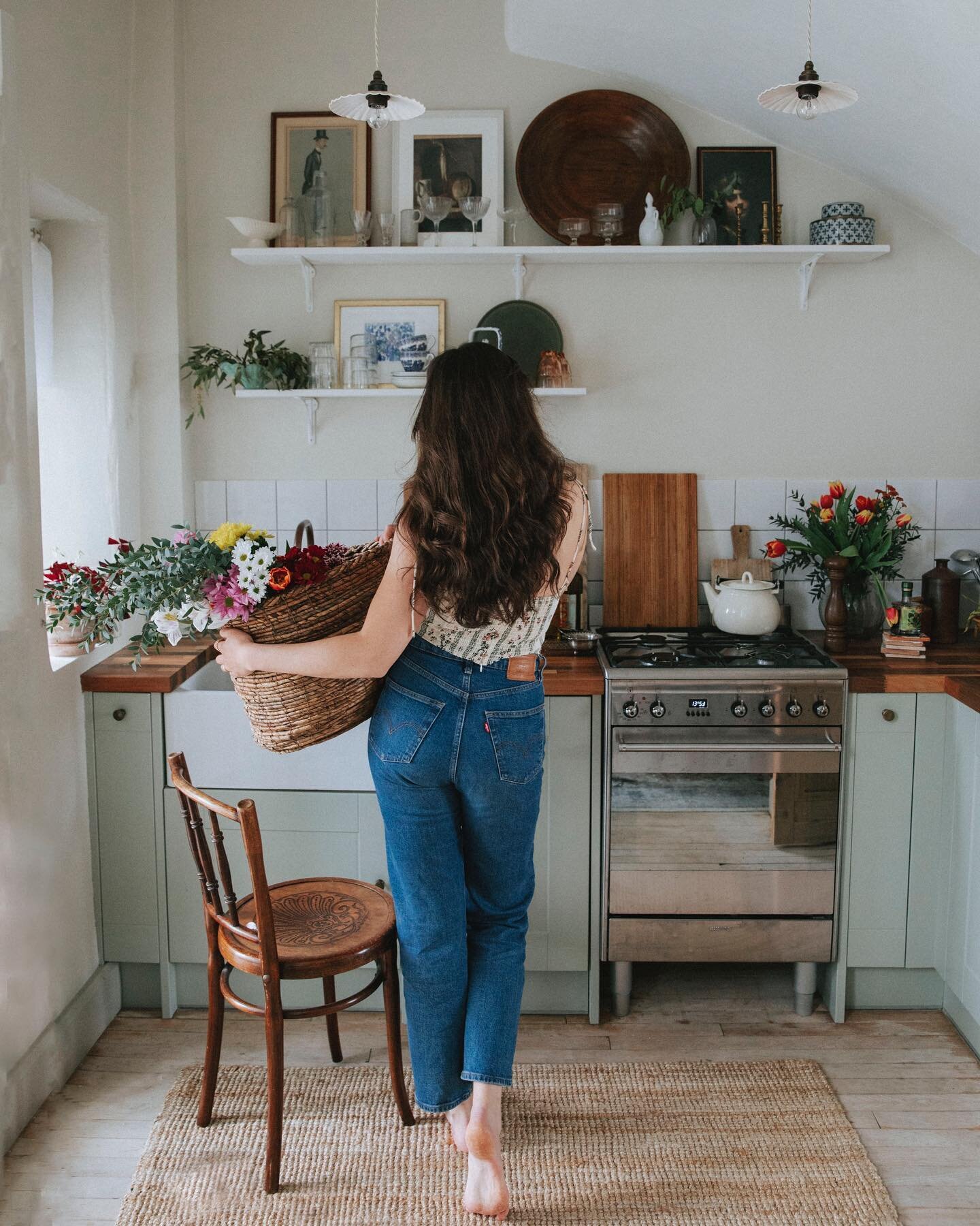 It&rsquo;s Monday and that can only mean one thing - it&rsquo;s the Scotlands Home of the Year&rsquo;s finals on @bbcscotland (tonight at 8pm or as us Europeans say 20:00)! 🥳 Will you be watching? 🙈

It&rsquo;s been so fun to see the house on tv, b