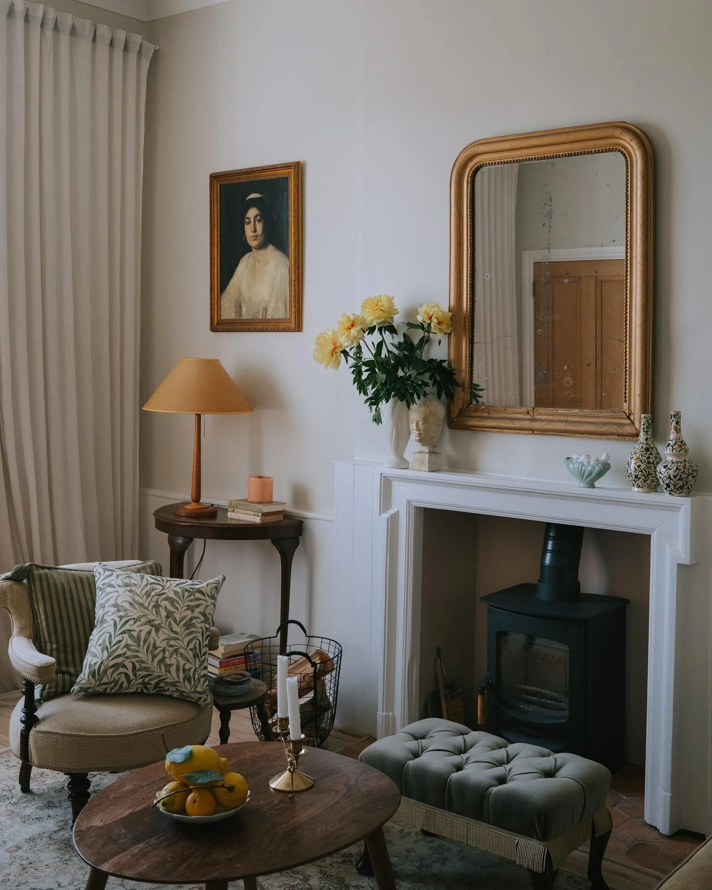 Saturday mornings at home, and some pictures from the week gone. The new antique lamp from France finding its way in the living room, the view of our new home, and the reality of a move sinking in, sitting in the garden in France and a long drive bac