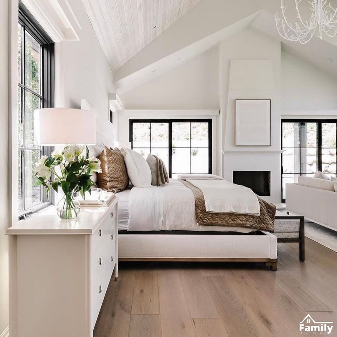 Master bedrooms; a supersized bedroom became popular around 1980s in most one family homes! Their appeal? More space and a clear distinction between bedrooms throughout the house! 

.
.
.

#njrealtor #realtor #realestate #realestateagent #brokerage #
