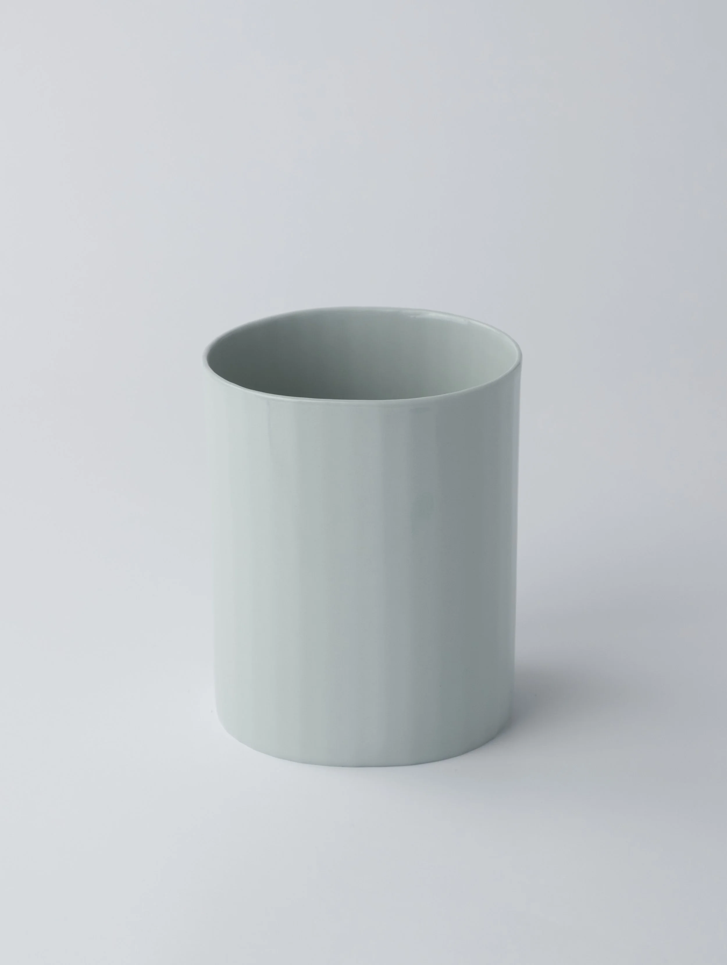 Pots-Facettes-M-Gris-1.jpg