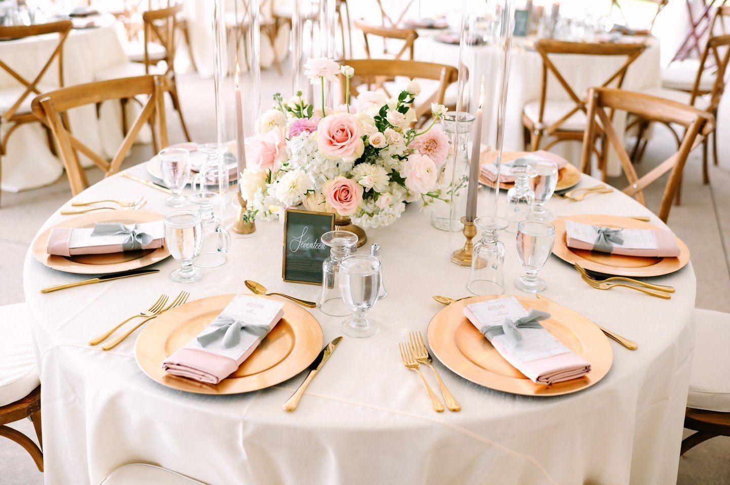 Wedding Definition of the Day⁠
⁠
Charger: A larger, decorative plate that you don't eat off of, but sits under your dinner plate. ⁠
⁠
#weddingvenue #weddingplanning #weddinginspo #weddingtrends #weddingdesign⁠
⁠
Coordination + Design: @holdenmichaele