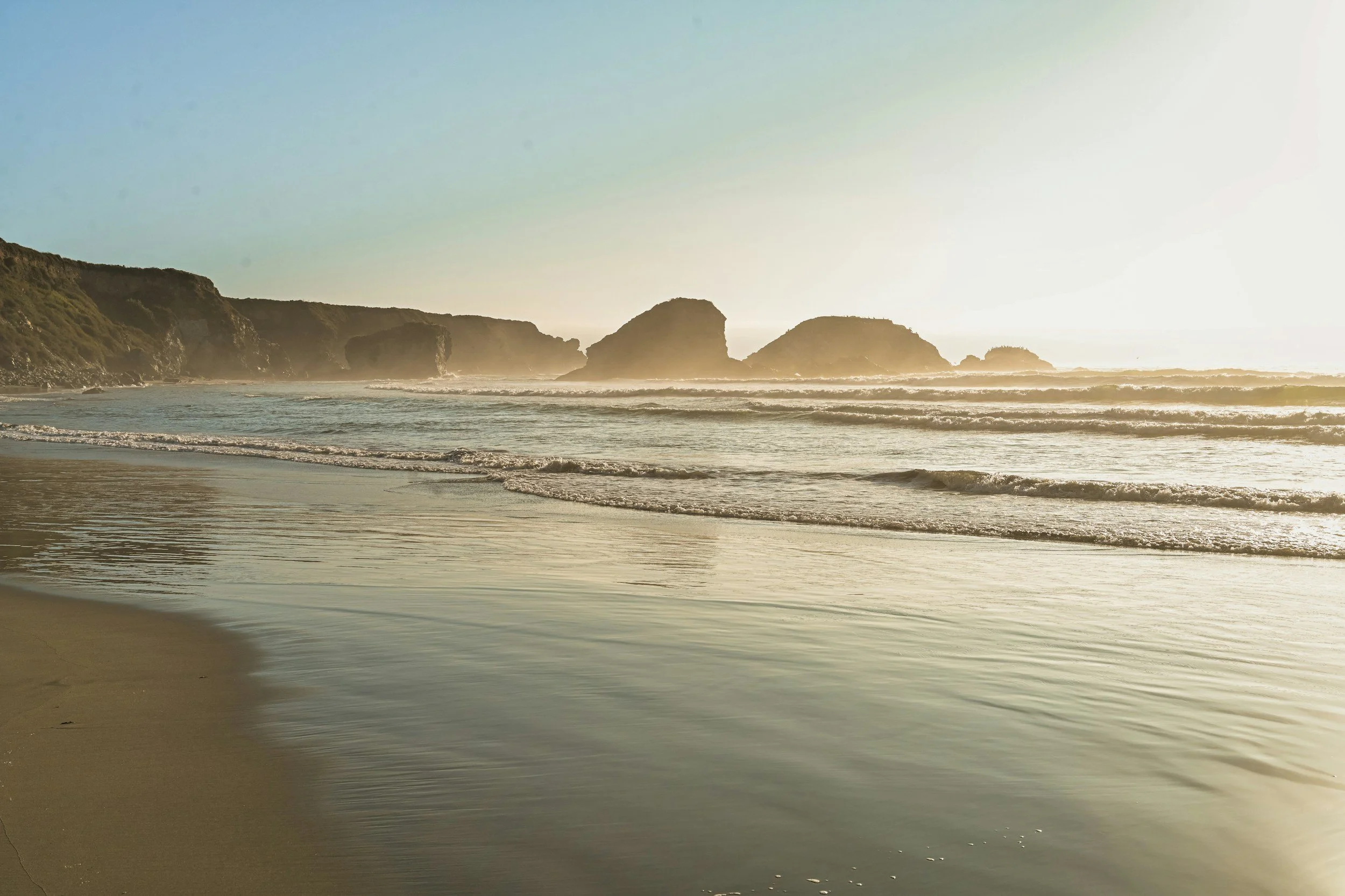The Best Surf Spots in Big Sur: Where to Catch Waves Along the Rugged Coast