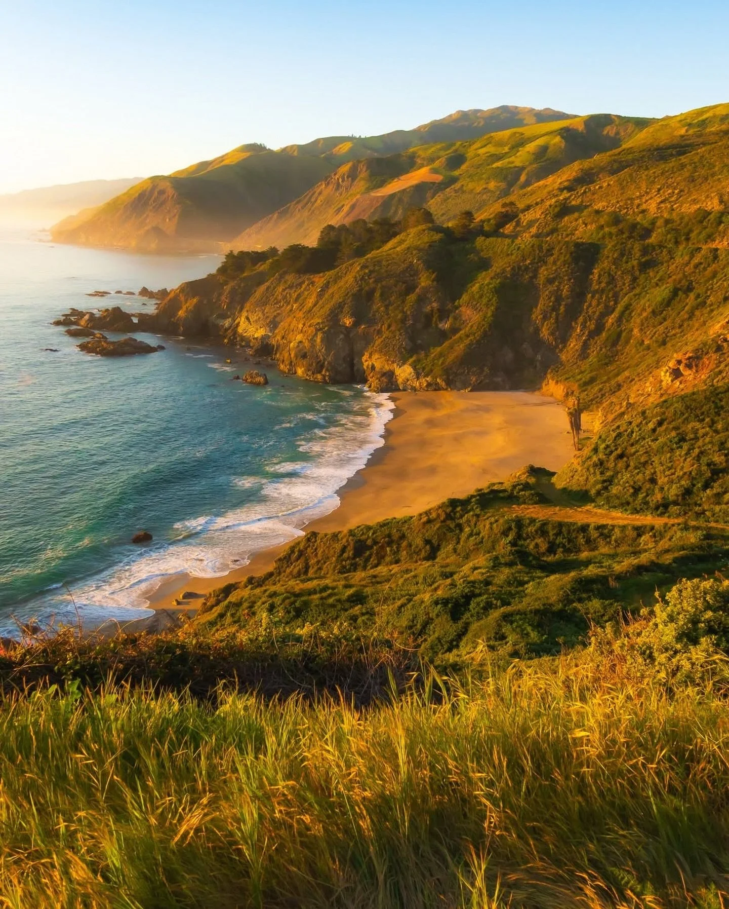 Golden Coast - Big Sur, California 

📸 @cali__v 

#bigsur #bigsurcali #bigsurcalifornia