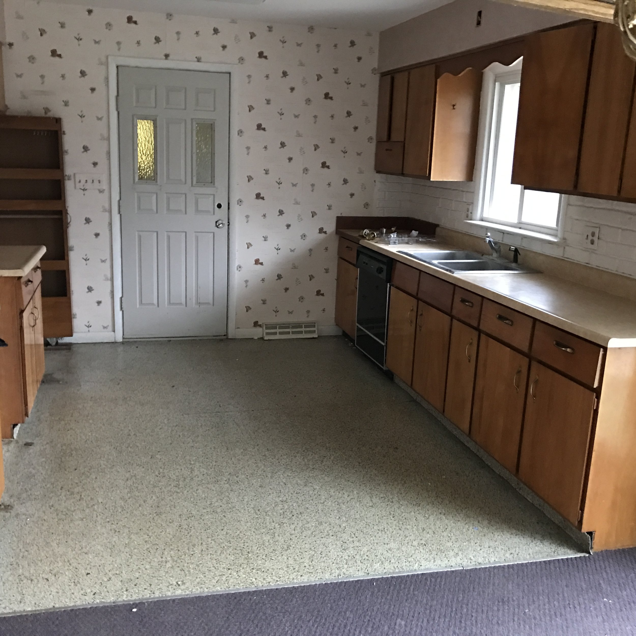 Transitional Kitchen Remodel by Alpha and Omega Construction — Project 2 project photo 2