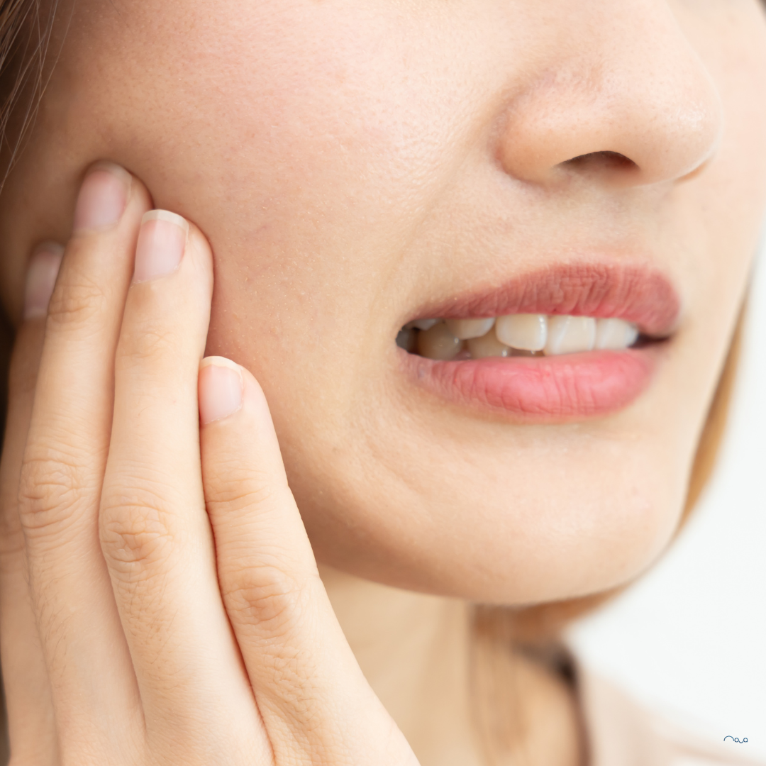Why Do My Teeth Hurt? Common Causes Of Tooth Pain, &amp; What It Might Mean)