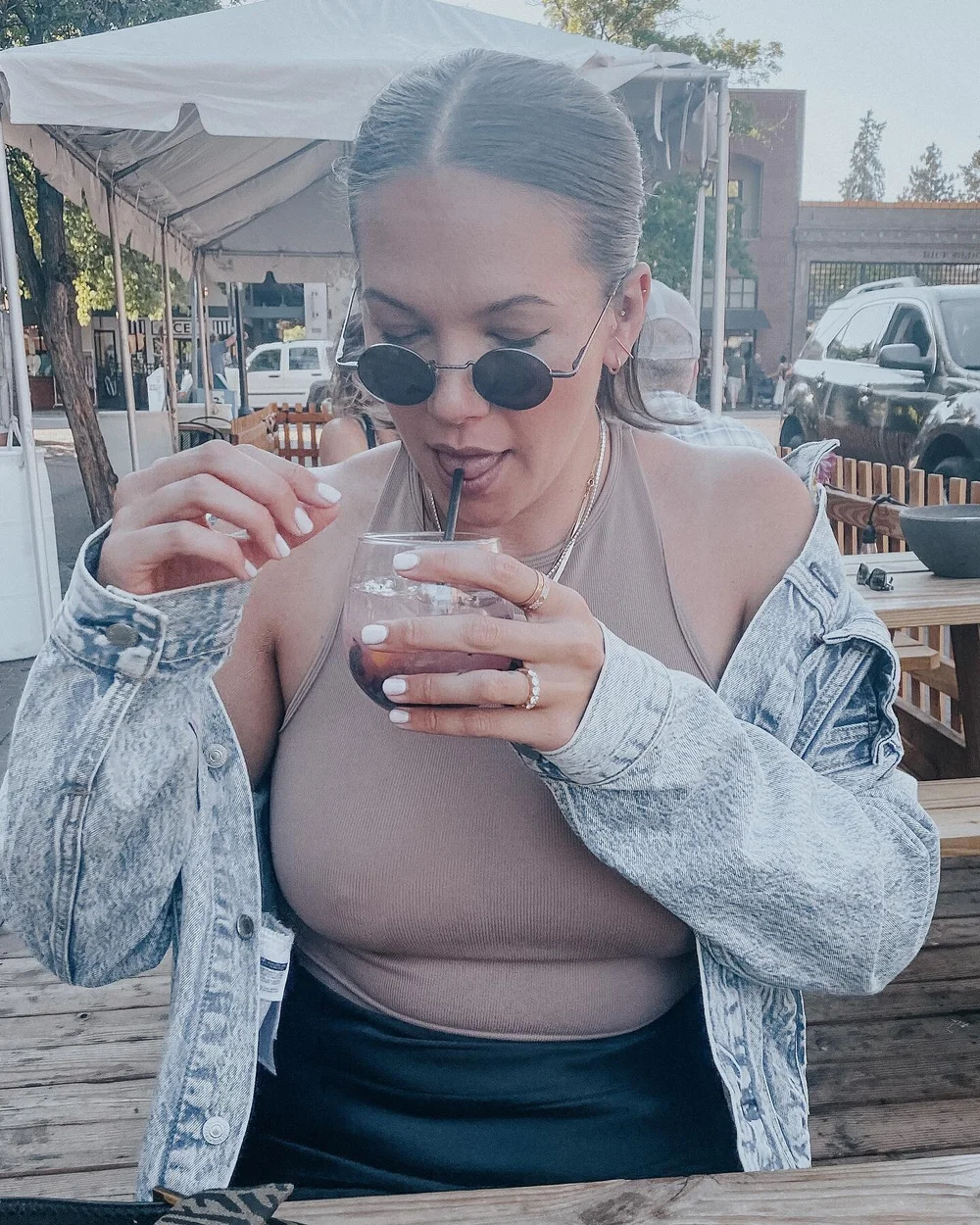 &ldquo;Take a cute photo of me with my drink&rdquo; she said&hellip; 😑🤣
.
.
#oregon #ootd #whatisthis #style #neutralstyle #silly #summer #motd #90sfashion
