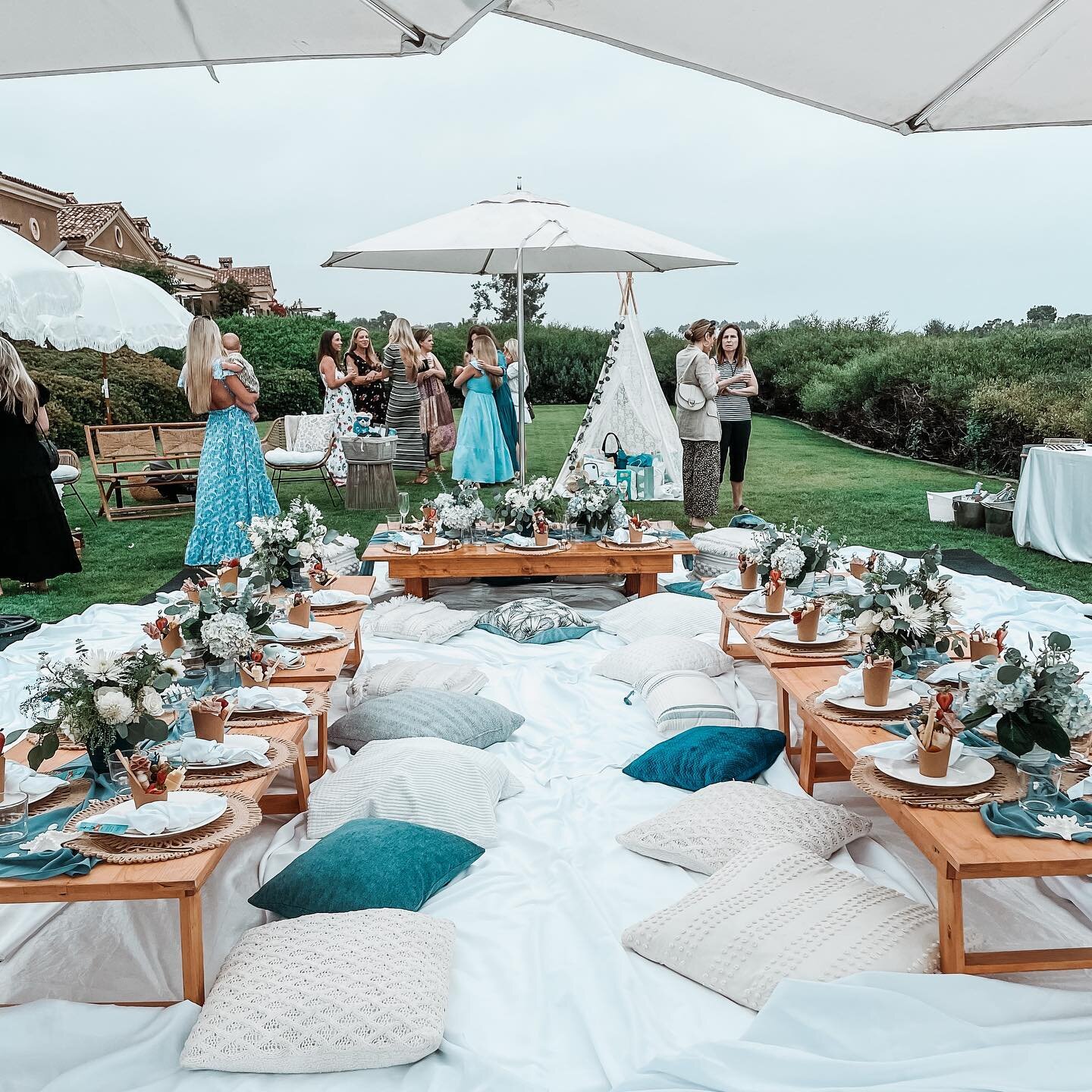 Ahoy, it&rsquo;s a boy! We made a splash last weekend celebrating this lovely crew 💦 
.
.
.
.
#hellopicnicoc #letussetthetableforyou #picnicsoc #beaches #parks #social #ocevents #picnic #cheeseboard #charcuterieboard #grazingboard #decor #aesthetic 