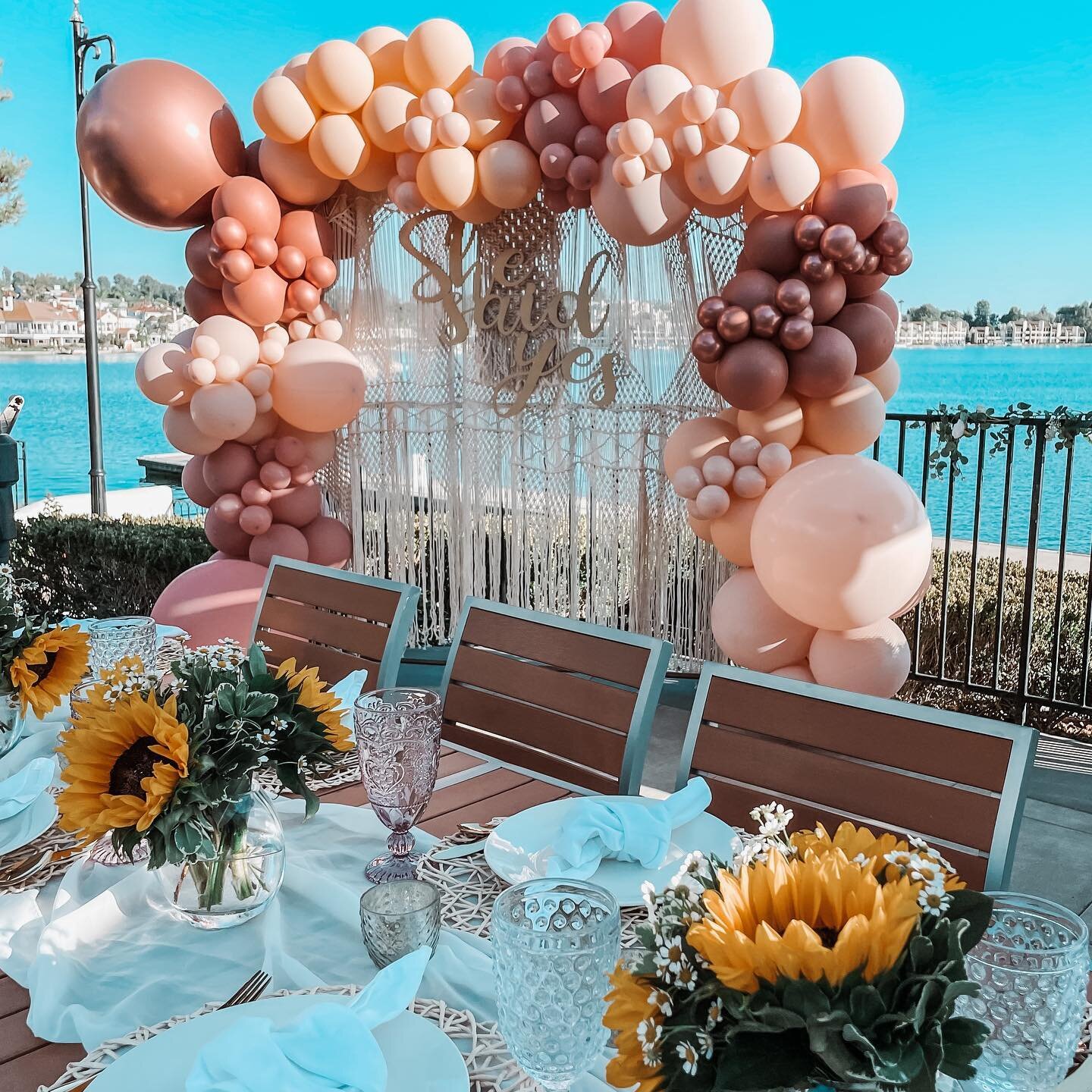 Still can&rsquo;t get over last night&rsquo;s special proposal celebration! Families that know how to put on events like these are our kind of people! 
.
.
.
.
#hellopicnicoc #letussetthetableforyou #picnicsoc #beaches #parks #social #ocevents #picni