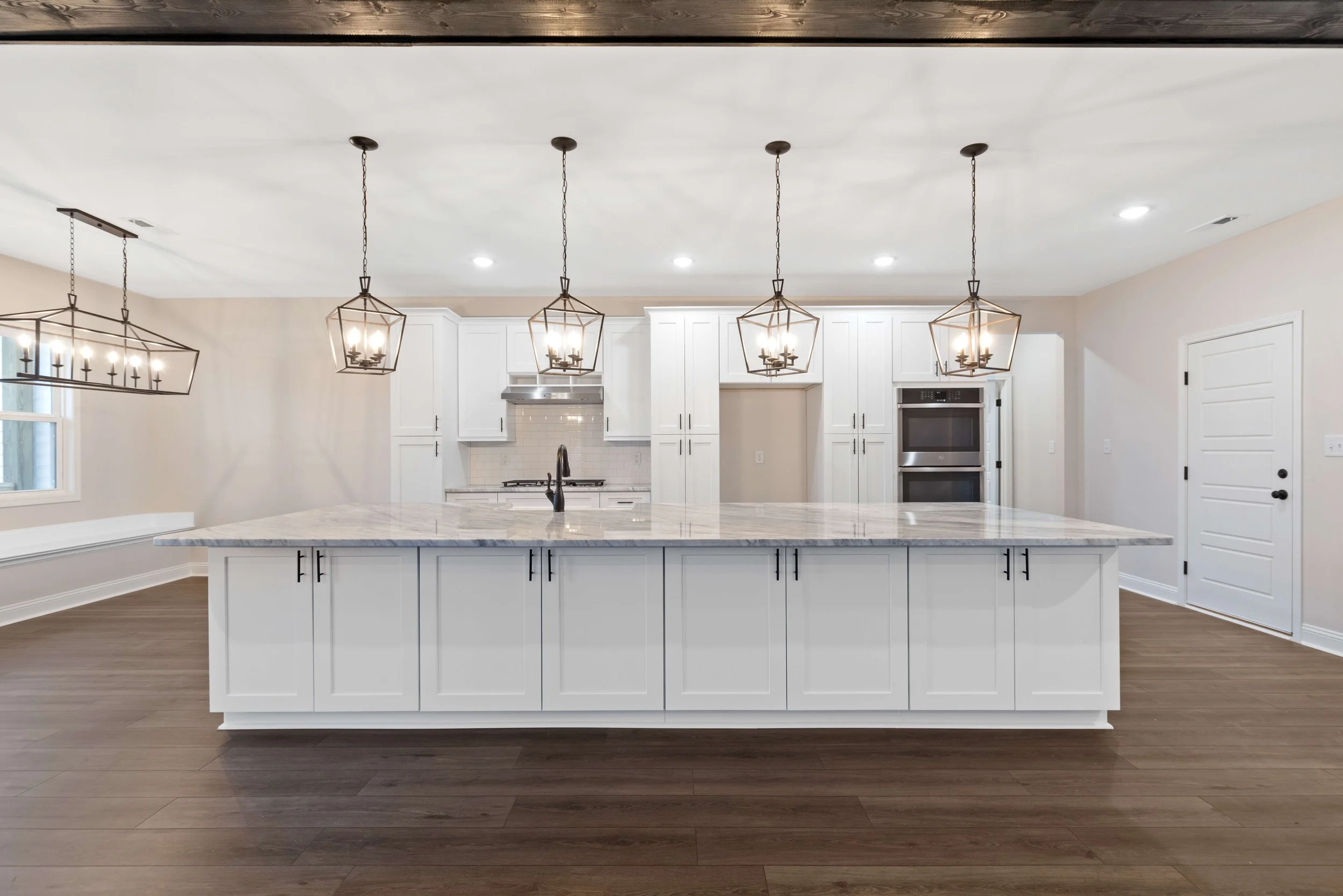 273 Kodiak cir  (12 of 44).jpg