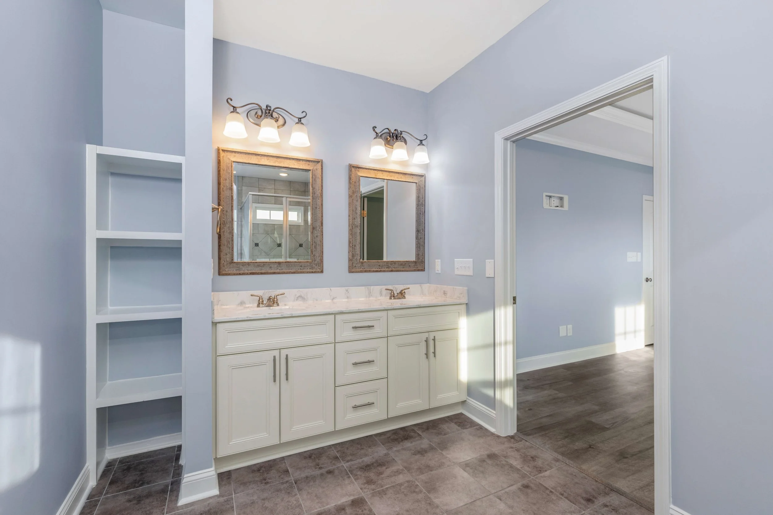 Lot 4 Cliff Point (28 of 45).jpg