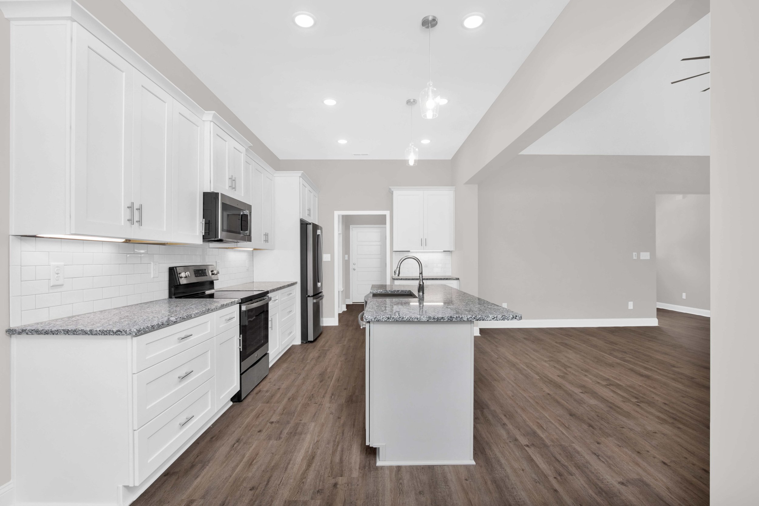 1113 Koonce Rd (14 of 35)-min.jpg