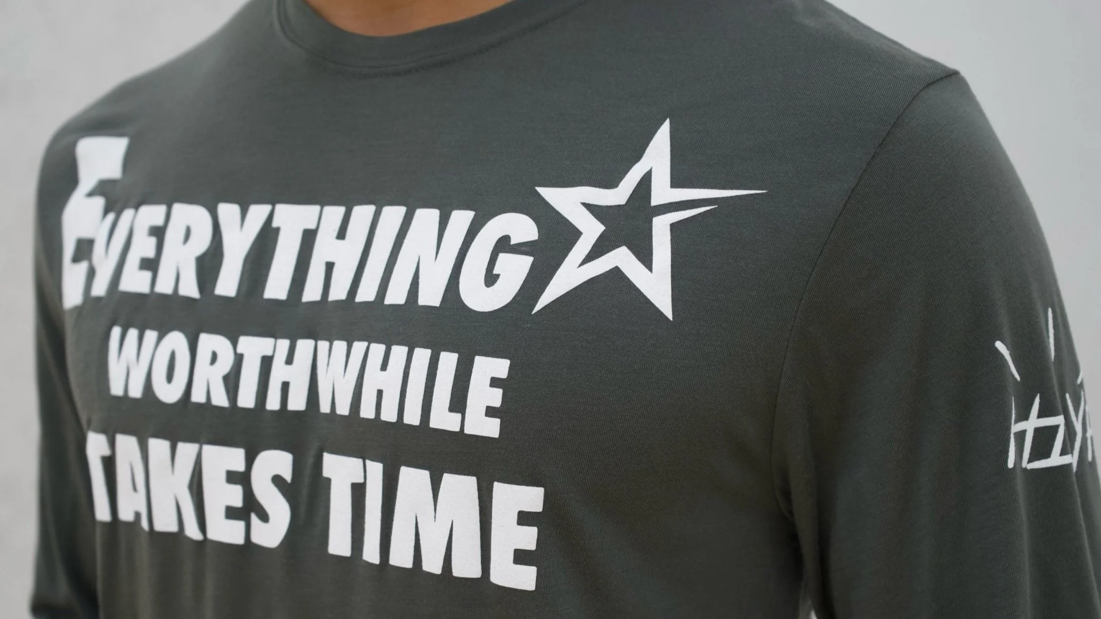 78140957-AC5C-411A-BC9F-30B80A854B9A