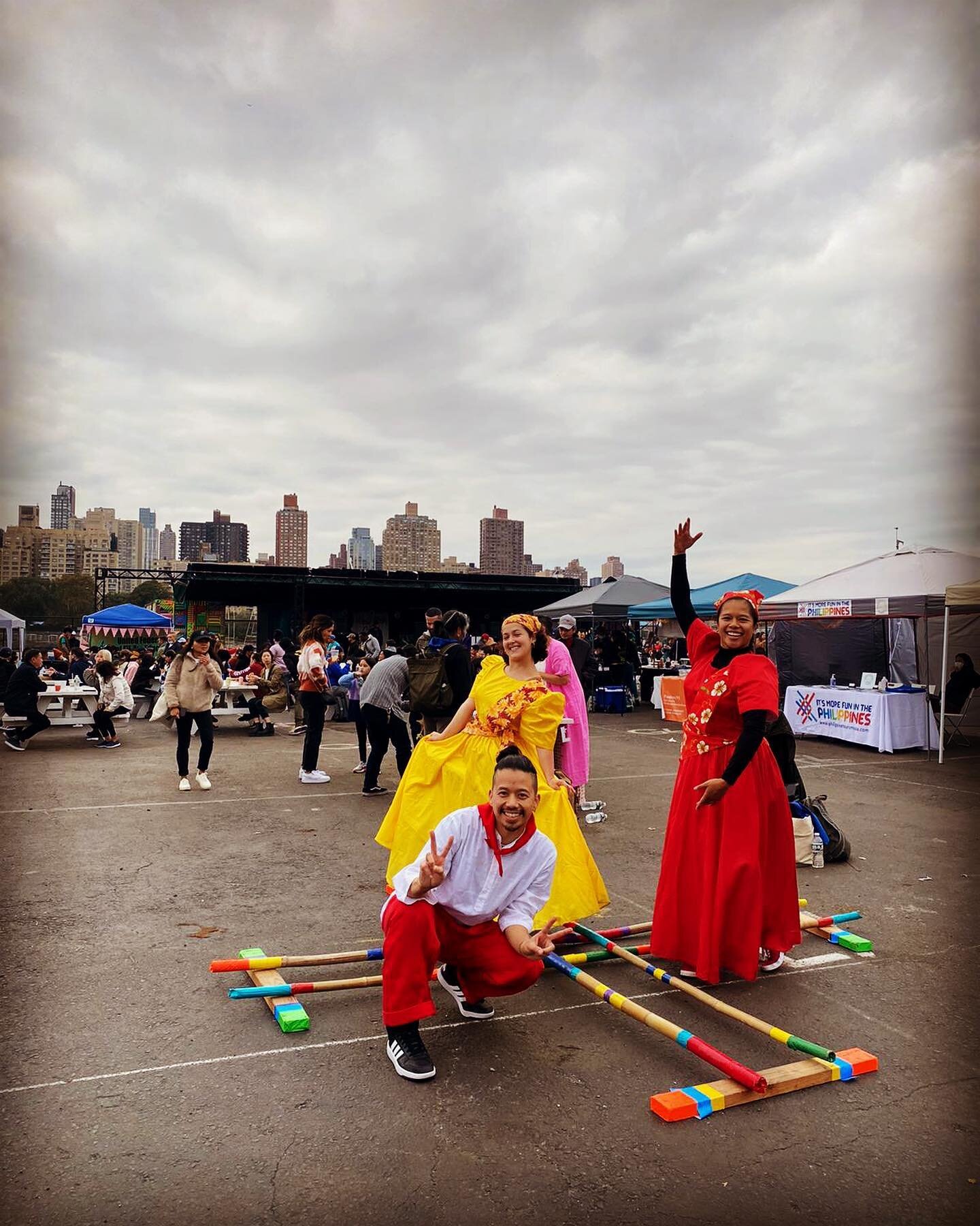 Here is a little peak at today&rsquo;s 2nd #tinikling #tiniklingdance workshop for @littlemanilaqueens @radialpark ! We started out @littlecheflittlecafe in L.I.C and moved north to the amazing and first ever festival in this area, specifically for m