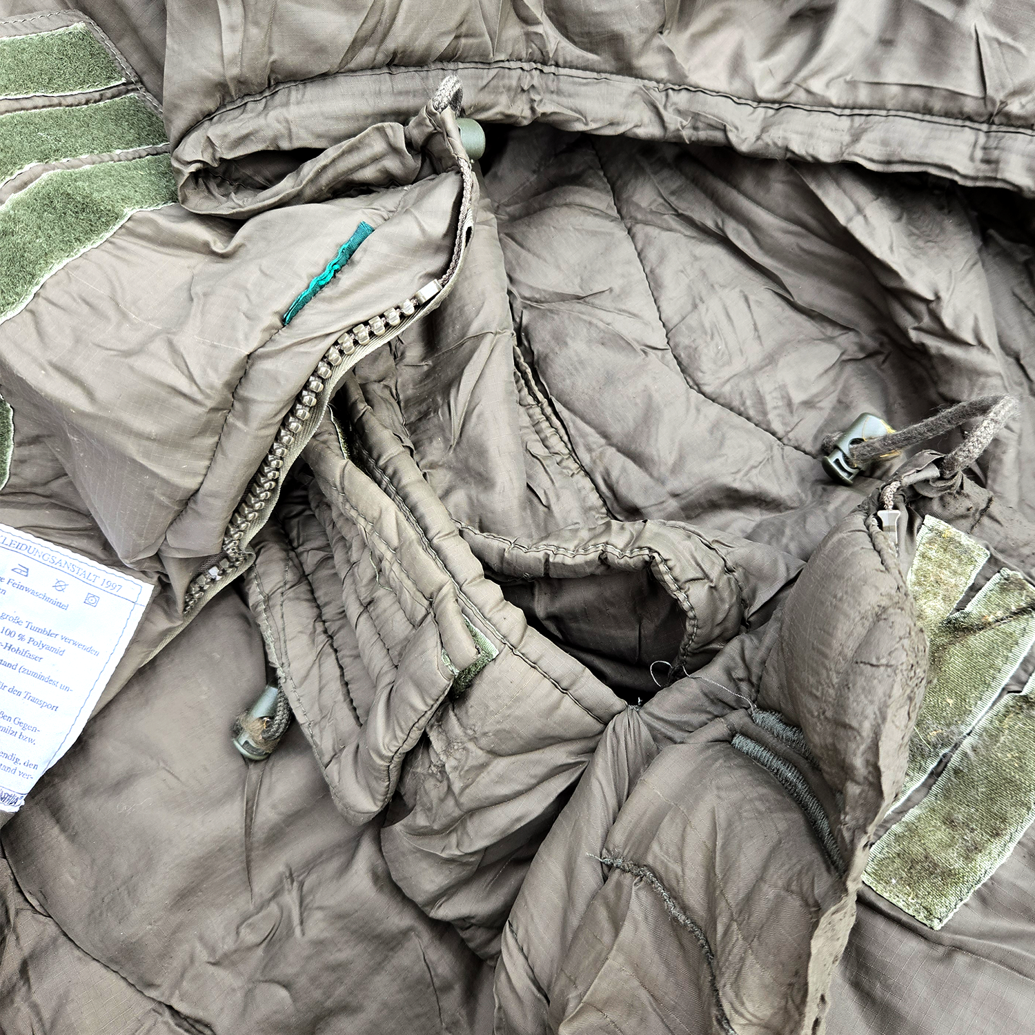 Defence4TSleepingbag4.png