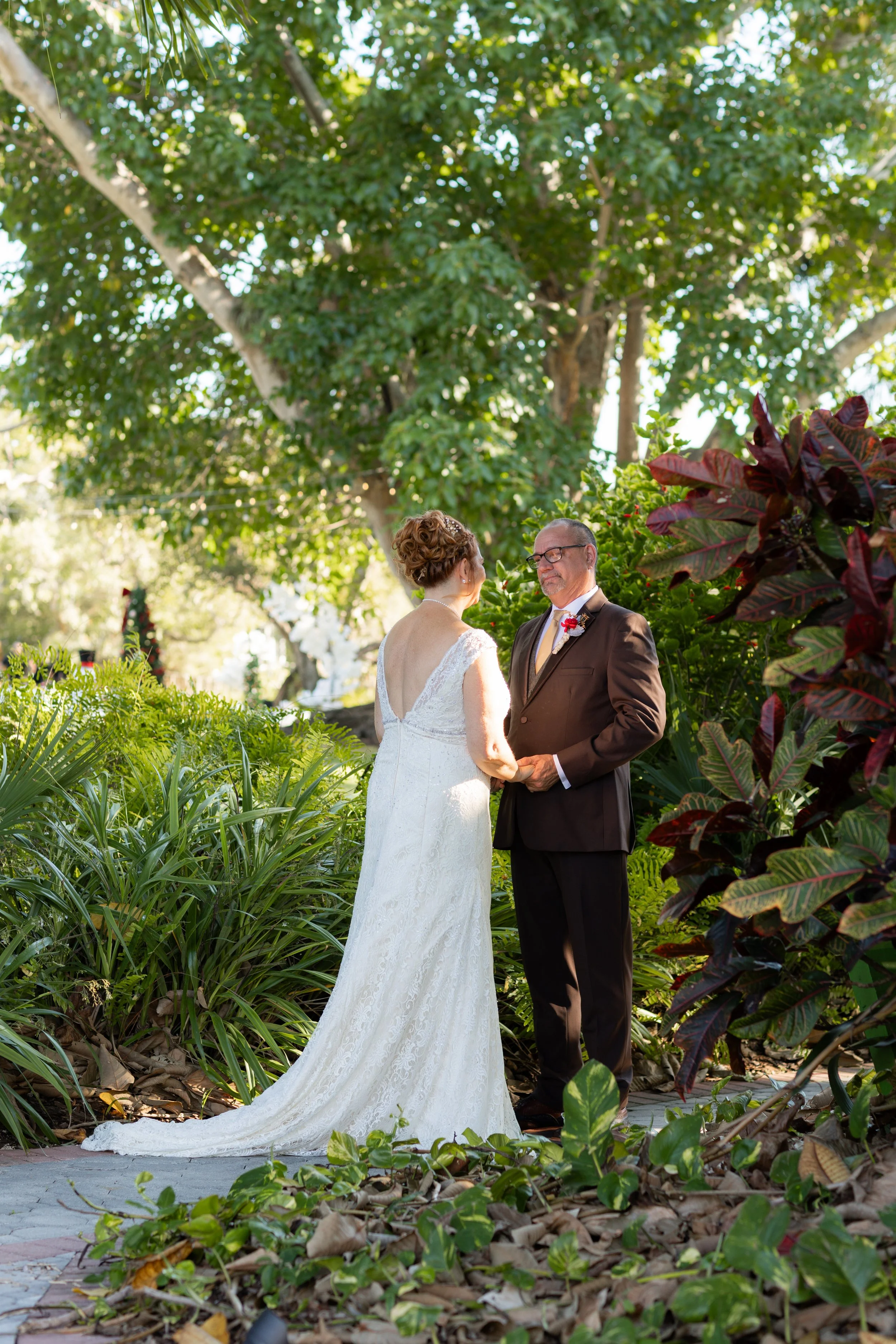 12 20 25 Lause Wedding-71.jpg