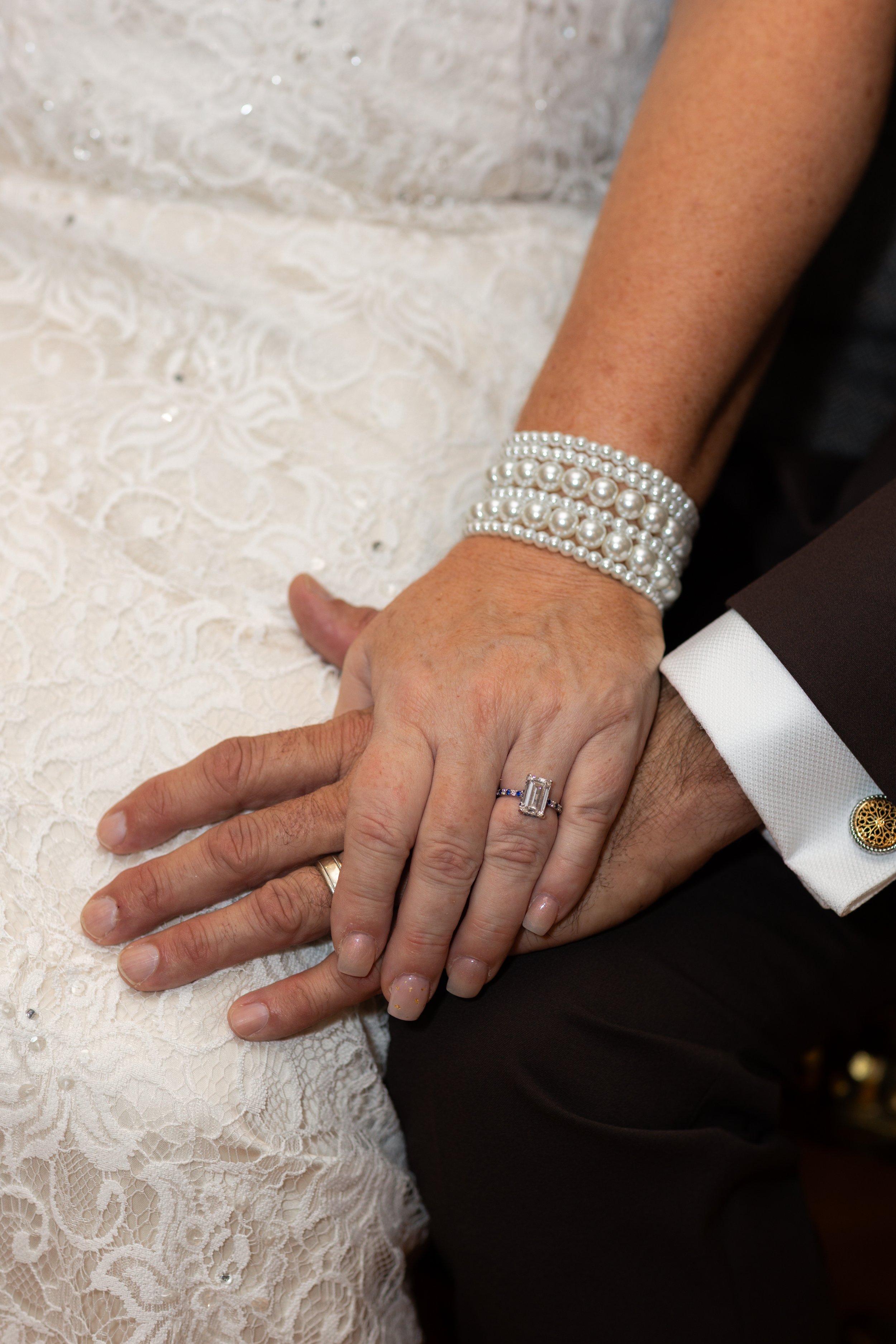 12 20 25 Lause Wedding-496.jpg