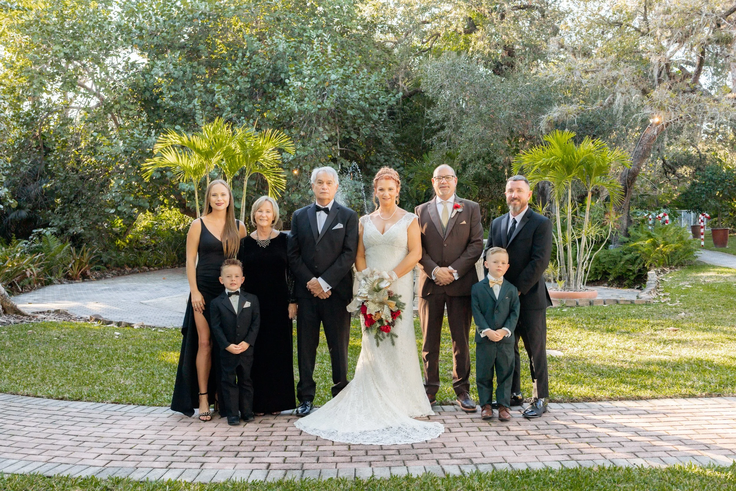 12 20 25 Lause Wedding-205.jpg