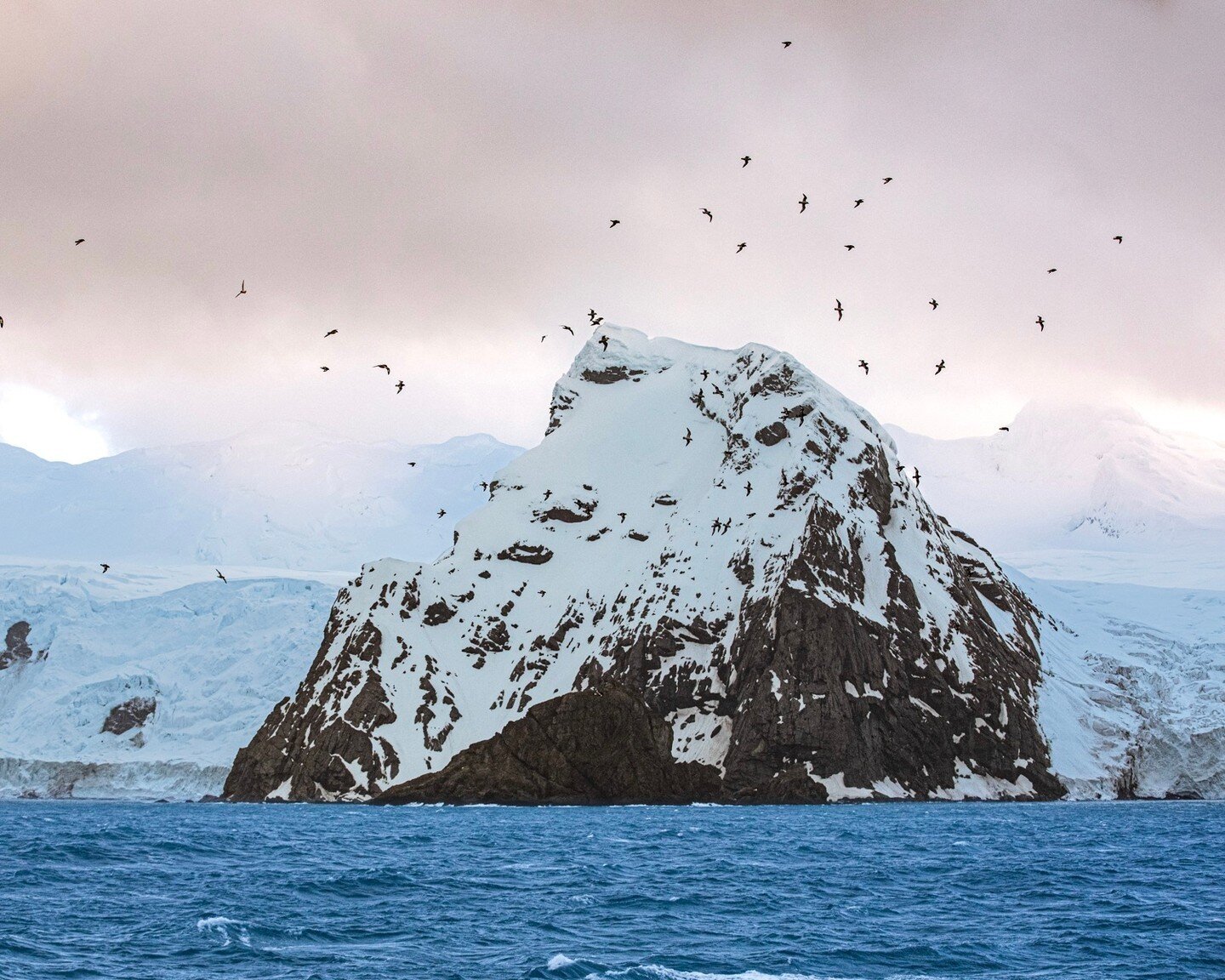 Not something you see everyday! Very glad to cross #antarctica off my bucket list. Where is your #bucketlist destination? 
.
.
.
.
#antactica #bucketlistdestination #expeditionphotographer #expeditioncruising #smallshipcruising #mountains #landscape 