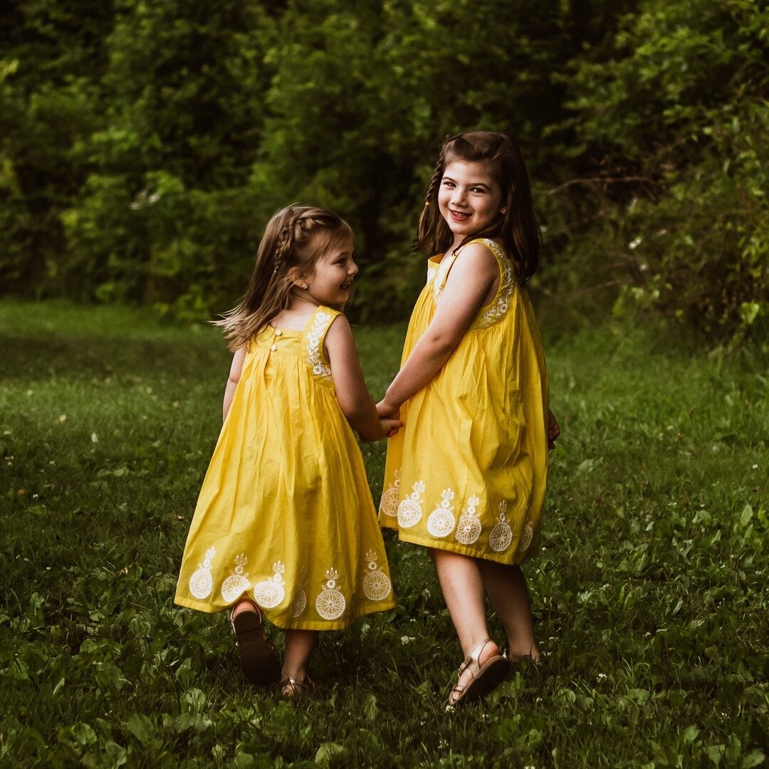 Holding hands and exploring. Sisters &lt;3⠀⠀⠀⠀⠀⠀⠀⠀⠀
.⠀⠀⠀⠀⠀⠀⠀⠀⠀
.⠀⠀⠀⠀⠀⠀⠀⠀⠀
.⠀⠀⠀⠀⠀⠀⠀⠀⠀
.⠀⠀⠀⠀⠀⠀⠀⠀⠀
#clevelandfamilyphotographer #clevelandfamilyphotography #clevelandlifestylephotography #clevelandphotography #clevelandmoms #clevelandeastsidemoms #cleve