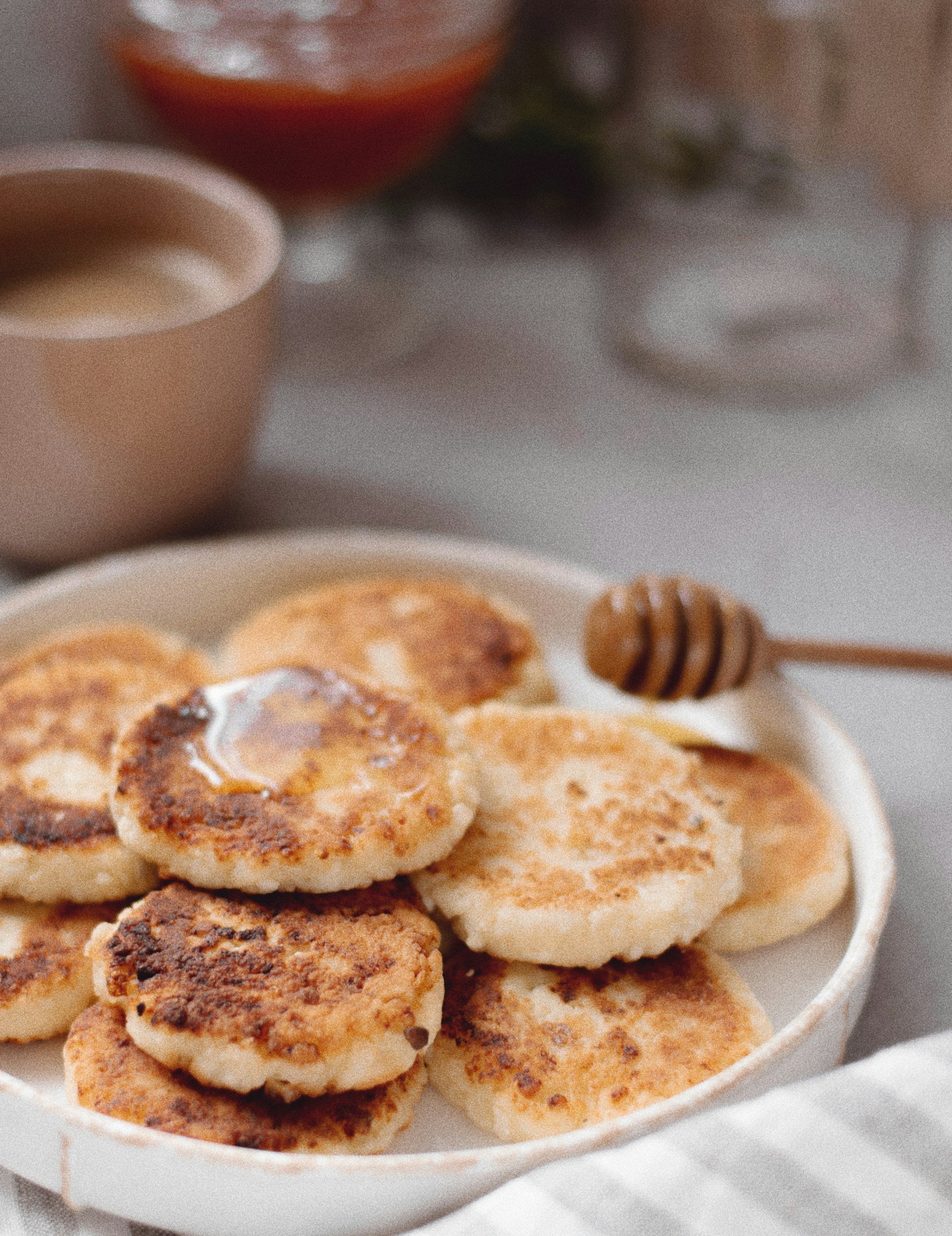 Rice cakes + Ricotta + Honey