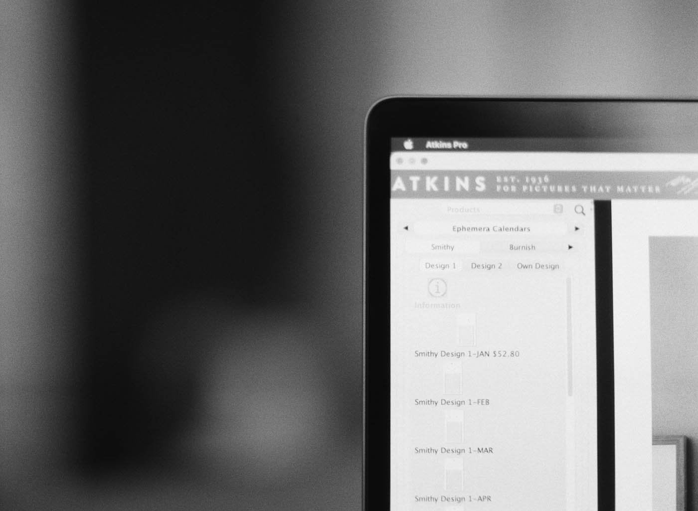 How should I name my files when ordering through Roes?